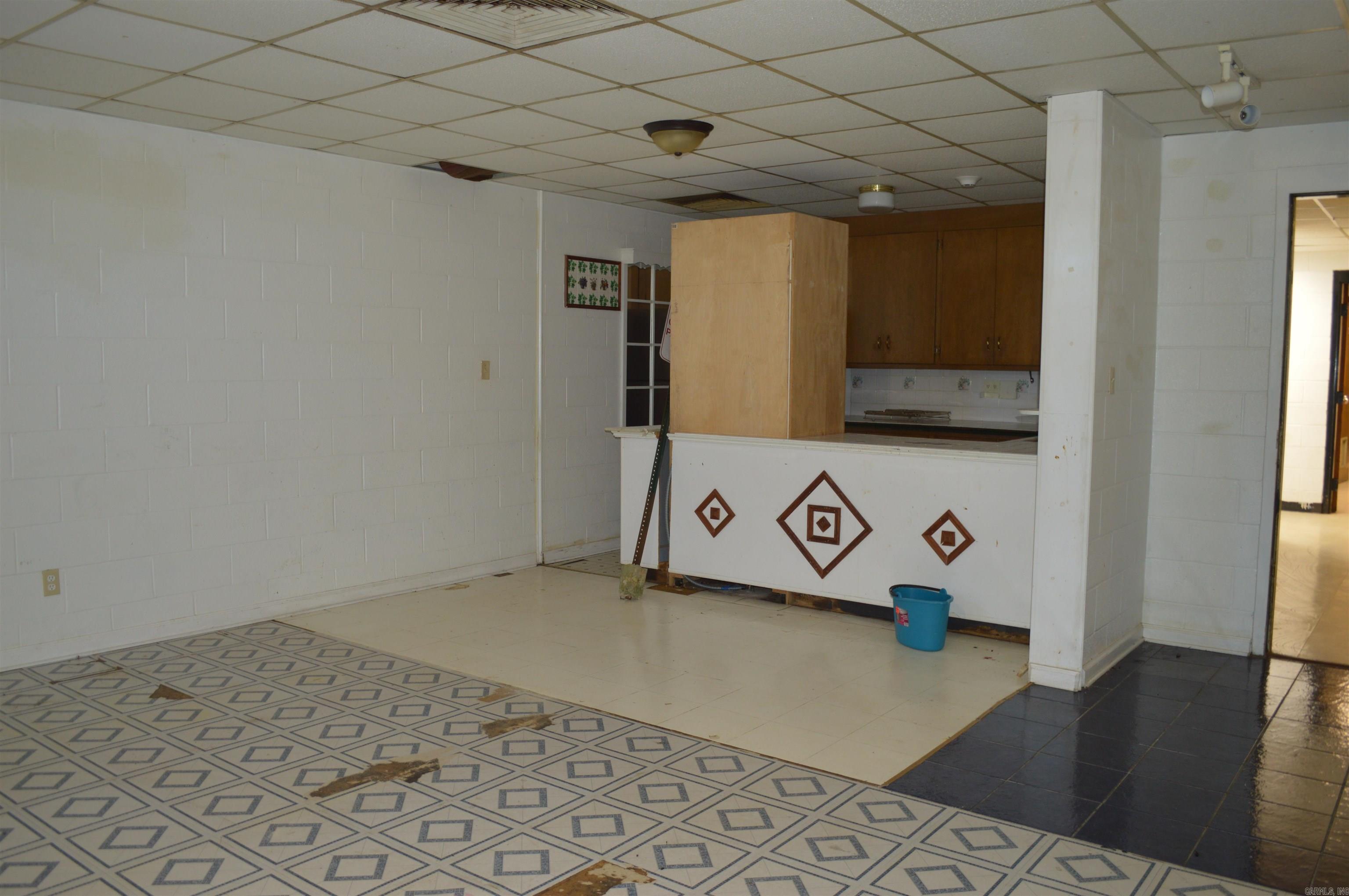 Harding D - Commercial Sale