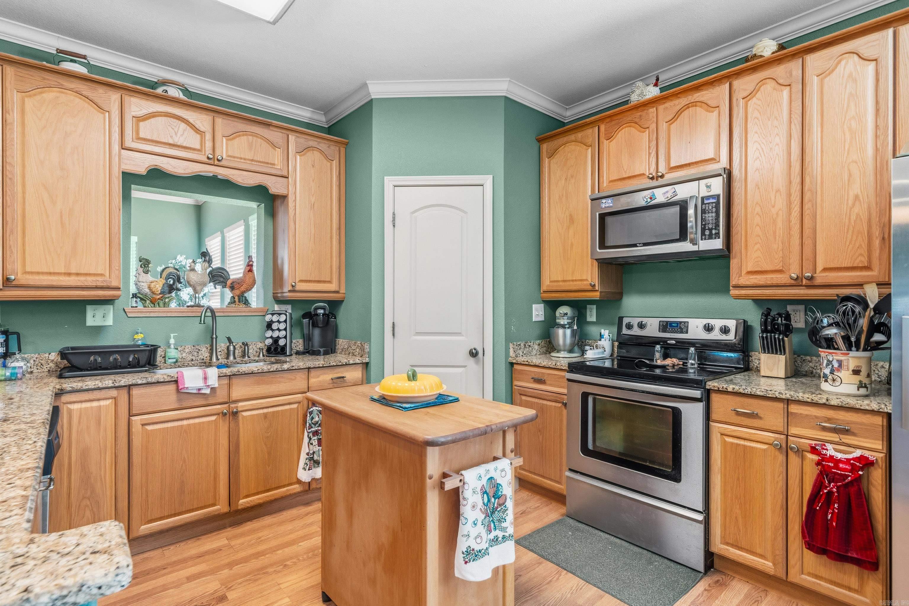 MAPLEWOOD ESTATES - Residential