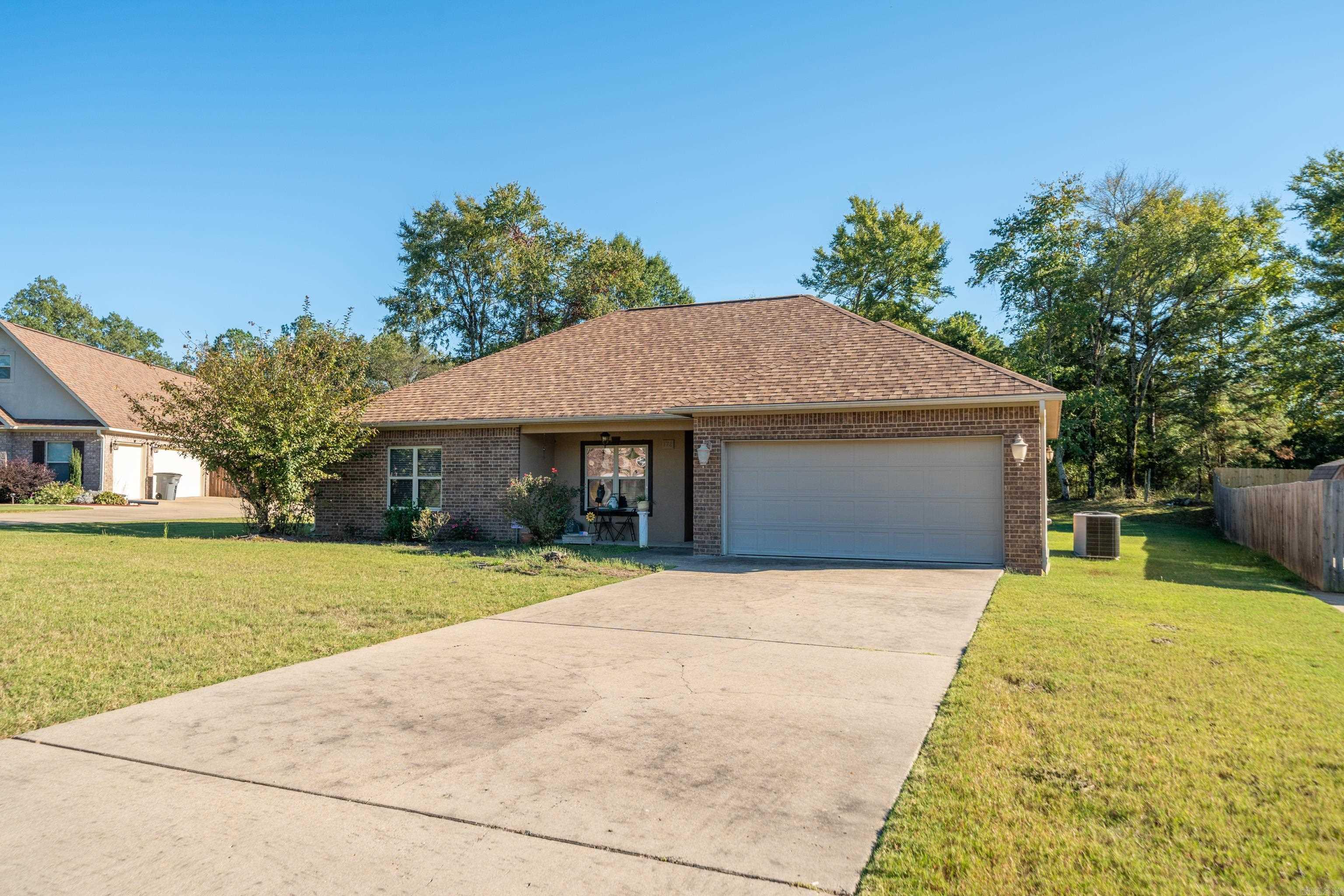 MAPLEWOOD ESTATES - Residential