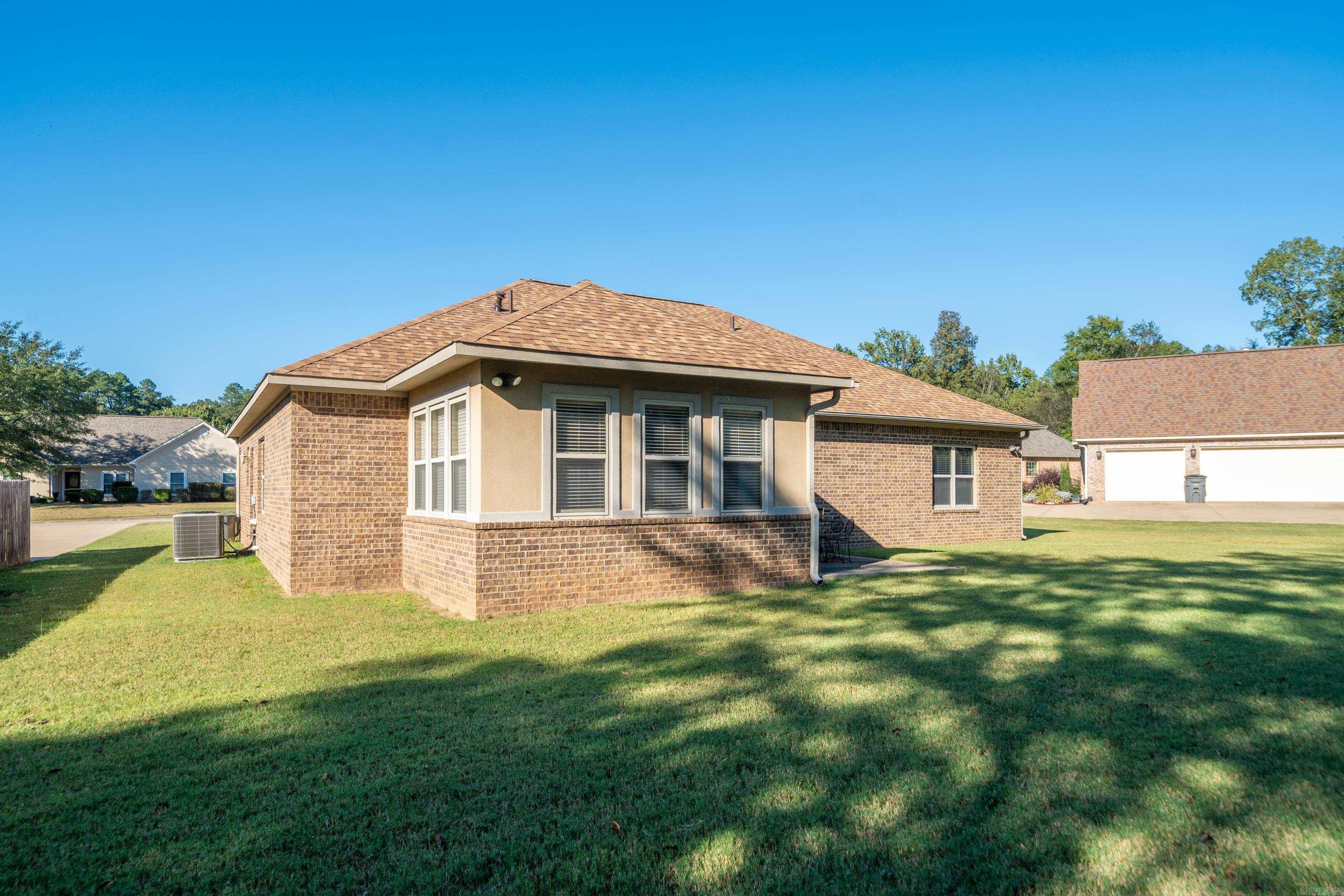 MAPLEWOOD ESTATES - Residential