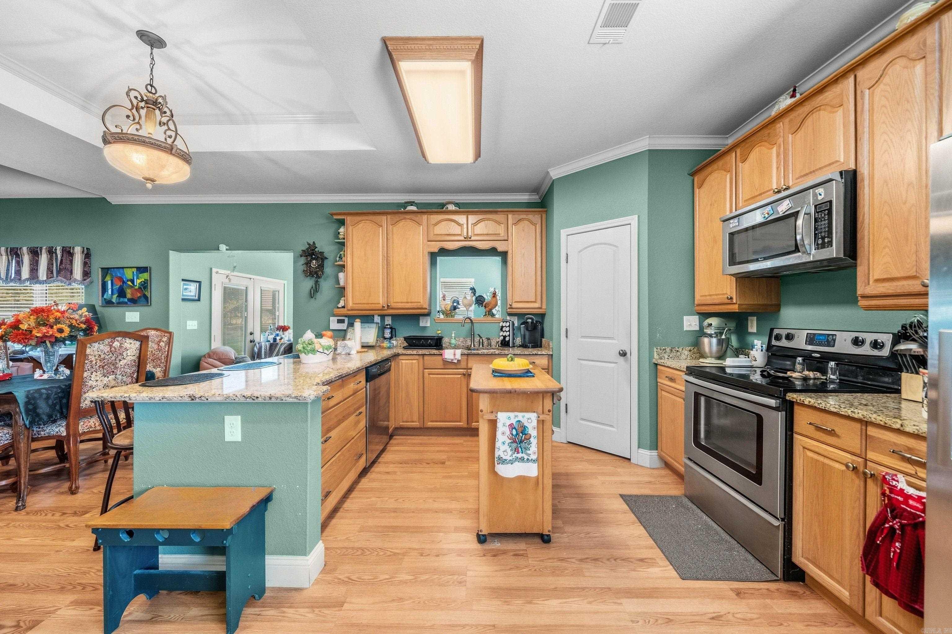 MAPLEWOOD ESTATES - Residential