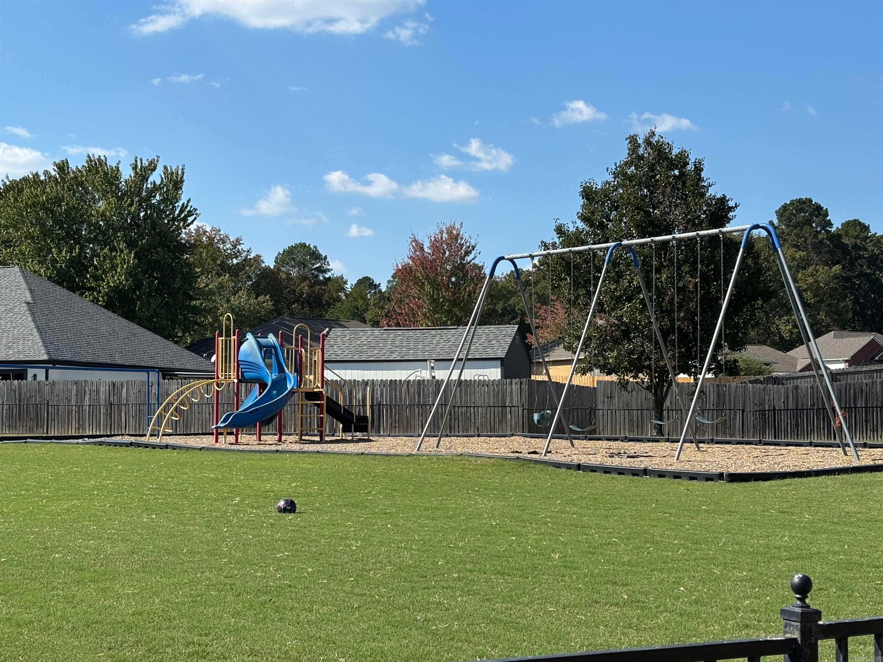 MAPLEWOOD ESTATES - Residential
