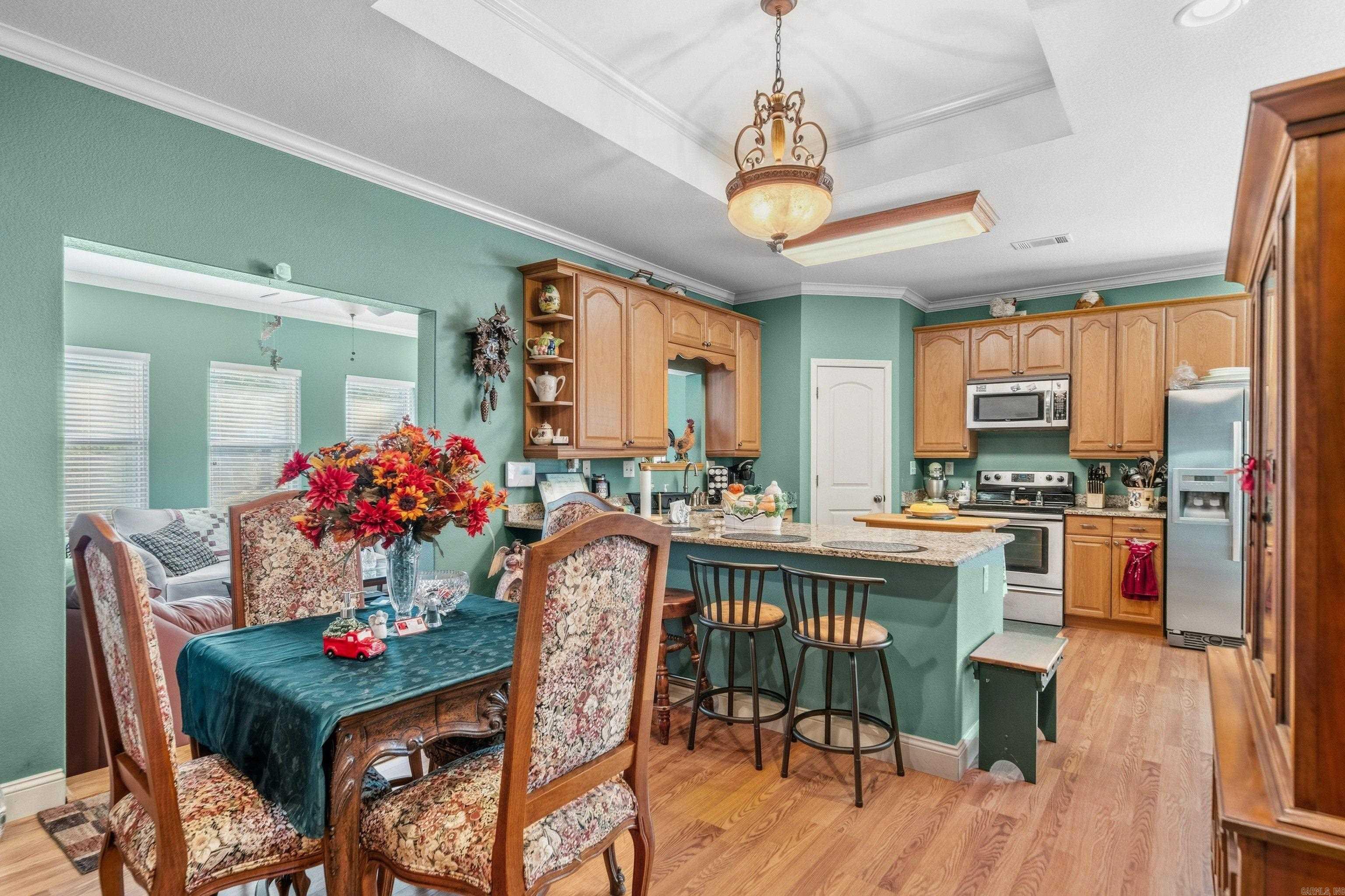 MAPLEWOOD ESTATES - Residential