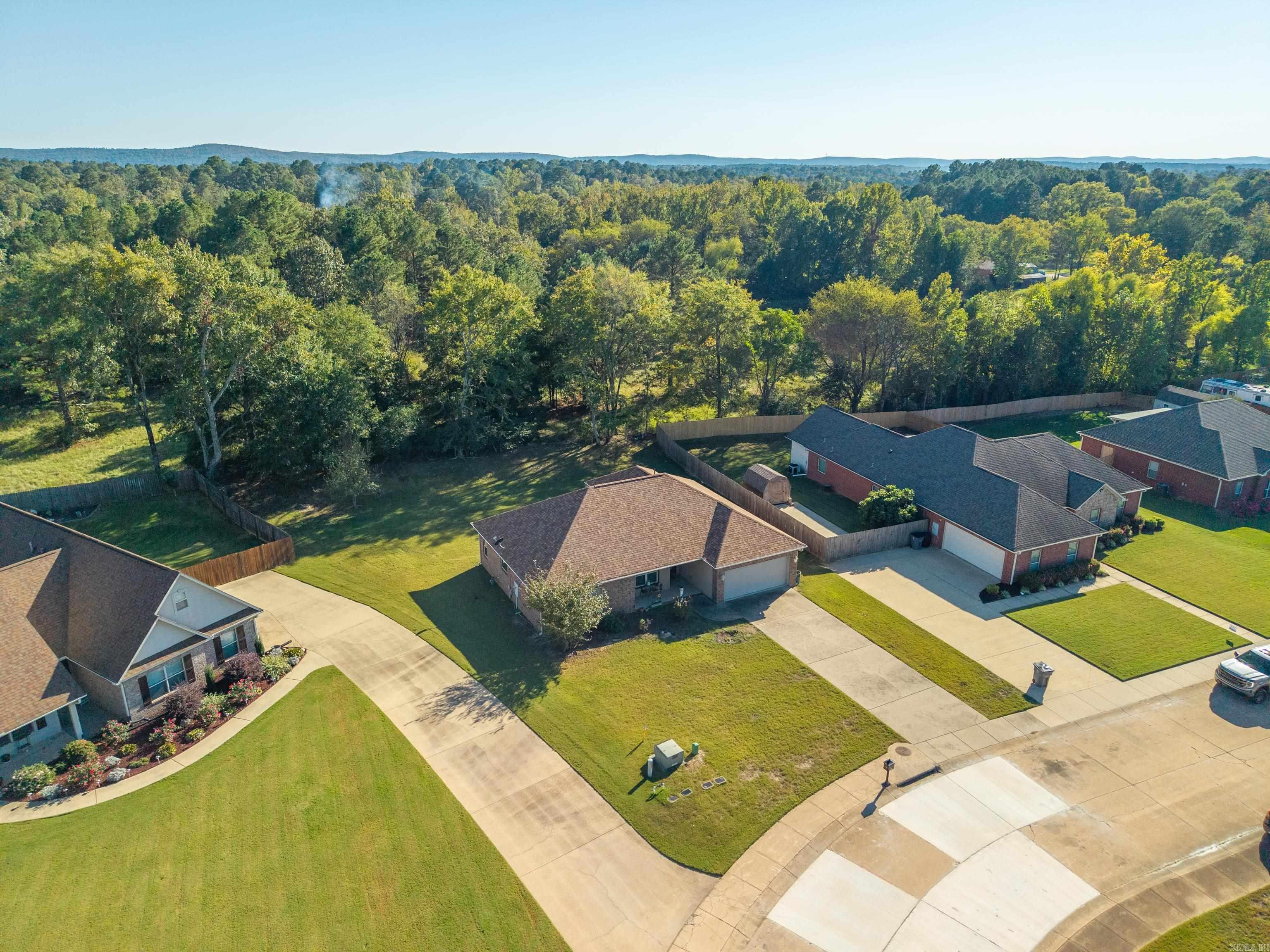MAPLEWOOD ESTATES - Residential