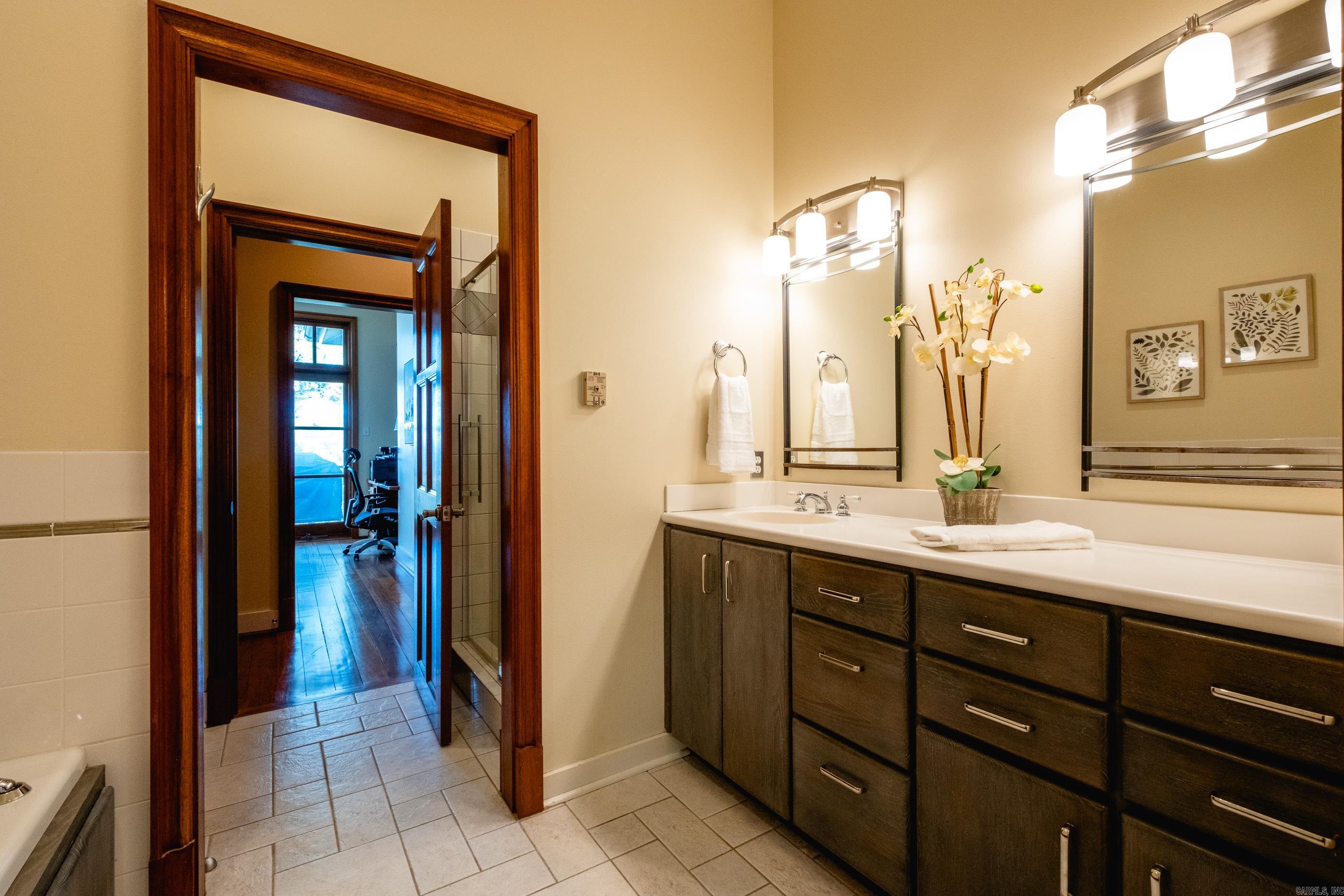 EDGERSTOUNE LANE ADDN - Residential