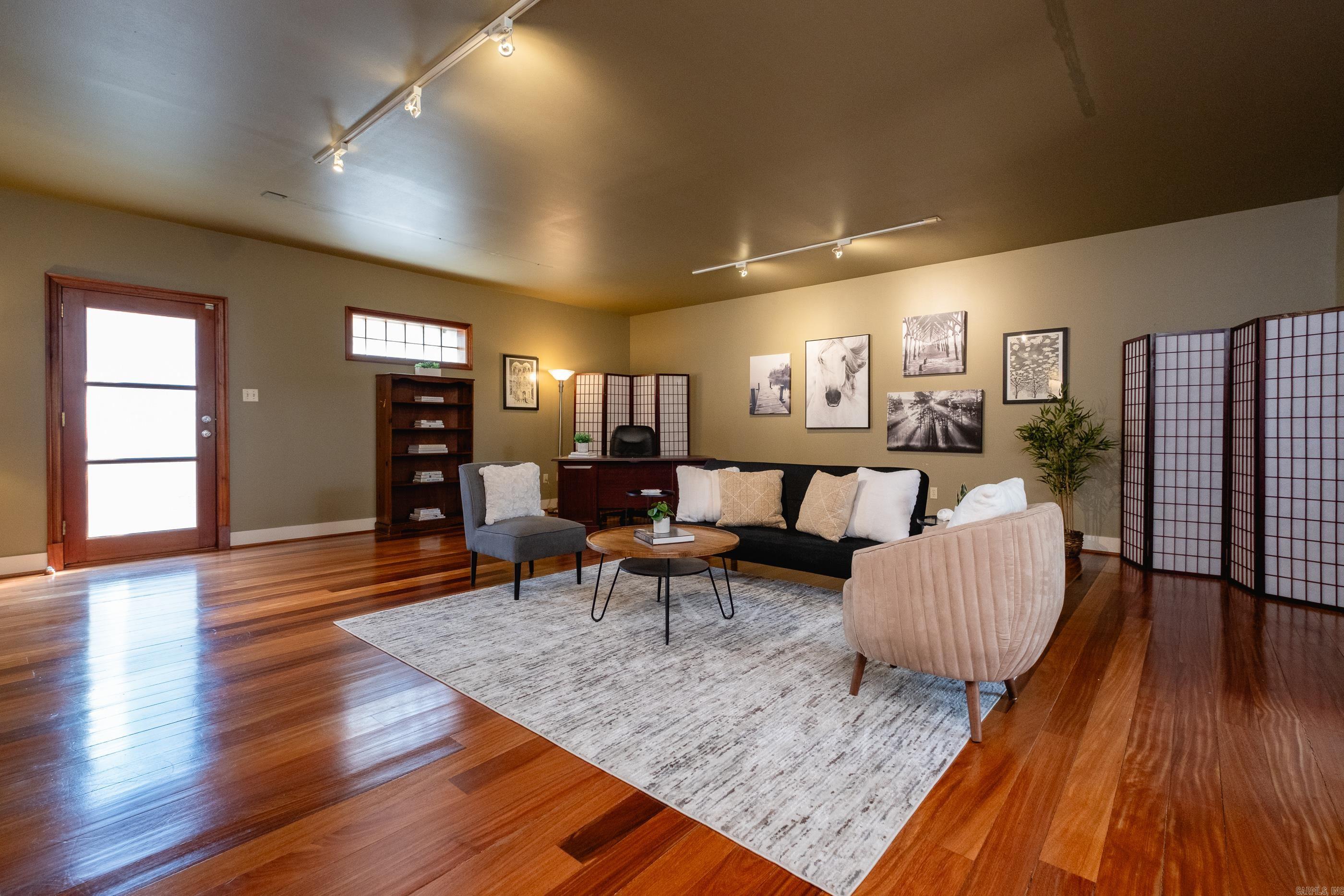 EDGERSTOUNE LANE ADDN - Residential