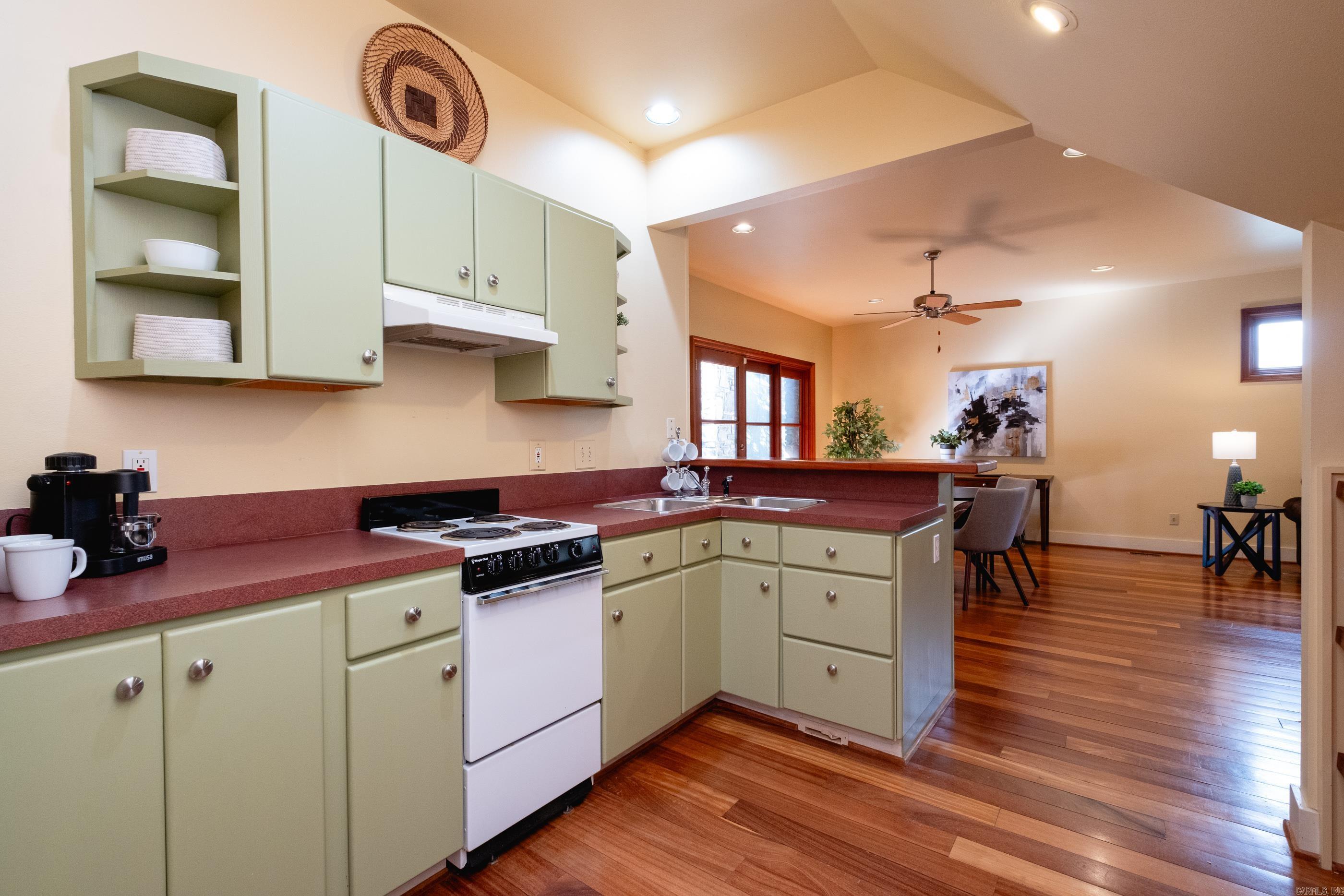 EDGERSTOUNE LANE ADDN - Residential