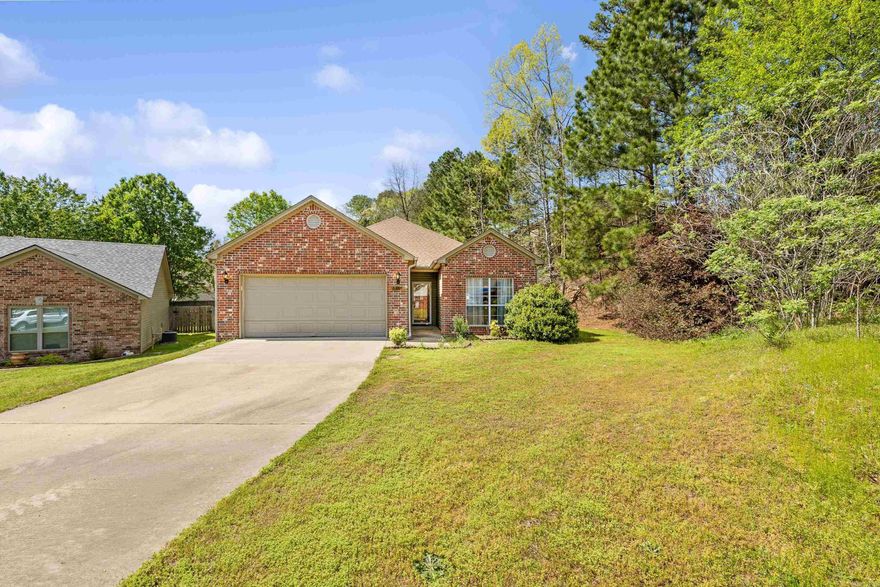 Welcome to 1327 Overview Cove.  This adorable 3 bed, 2 bath home is nestled in the top of a cul-de-sac, in the Overview Subdivision! The high ceilings lead you into a large living room that is open to the kitchen and dining space. With a breakfast bar, gas range and great pantry, you will be ready to whip up all your favorite treats! The owner's suite is separate from the 2 other bedrooms. The back yard has ample space as well as a covered patio. Schedule your private showing today!  Agents - Please see remarks!