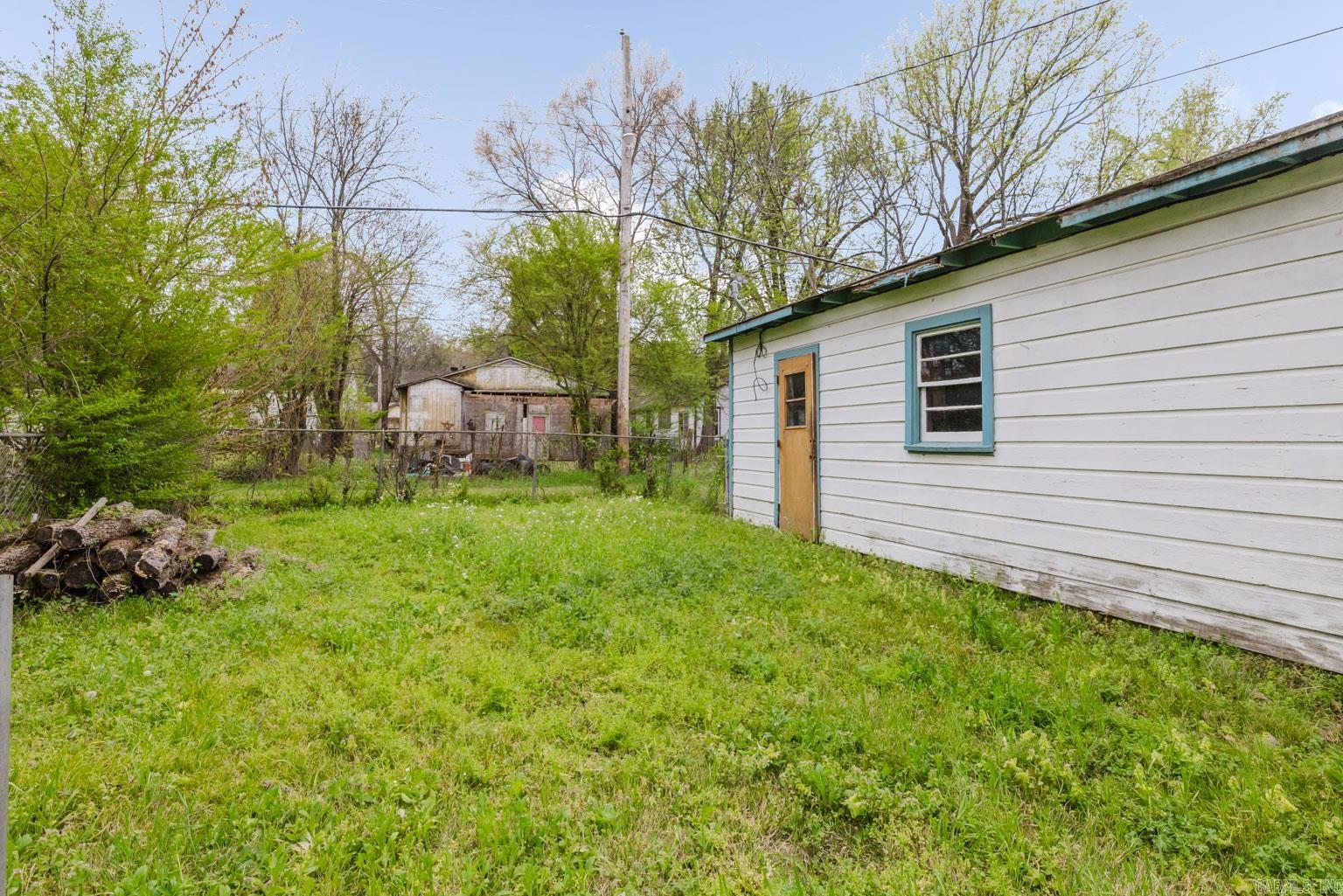 MOORES GLENDALE - Residential