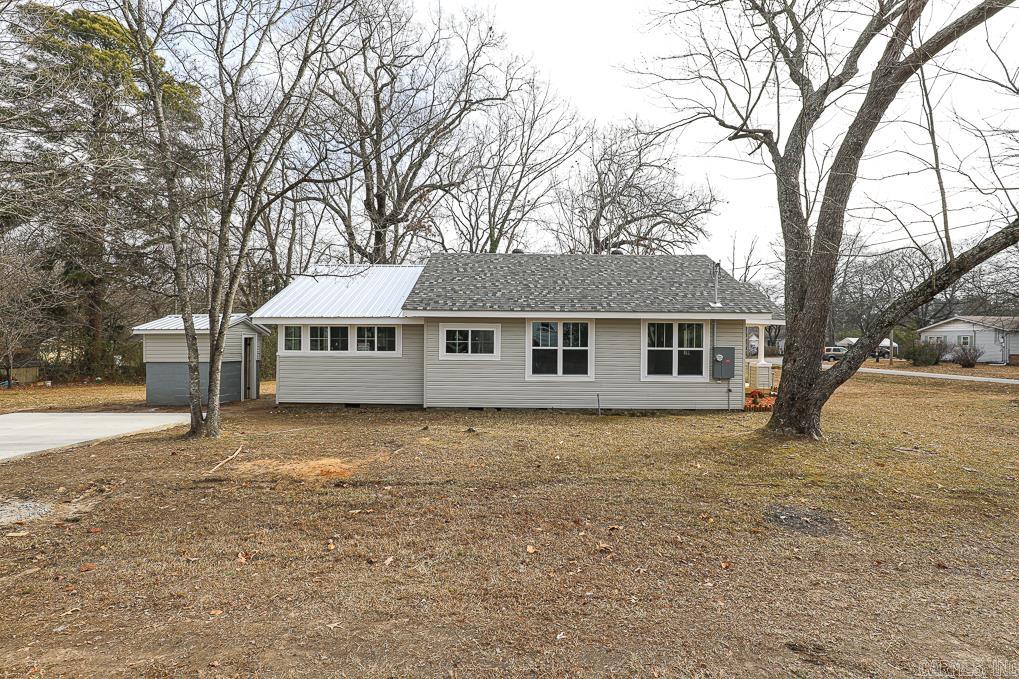 ORIGINAL TOWN-BRYANT - Residential