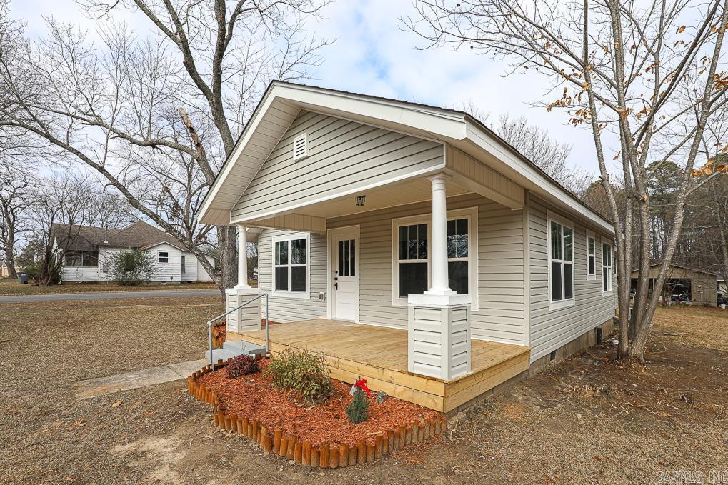 ORIGINAL TOWN-BRYANT - Residential