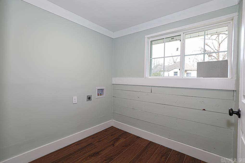 ORIGINAL TOWN-BRYANT - Residential