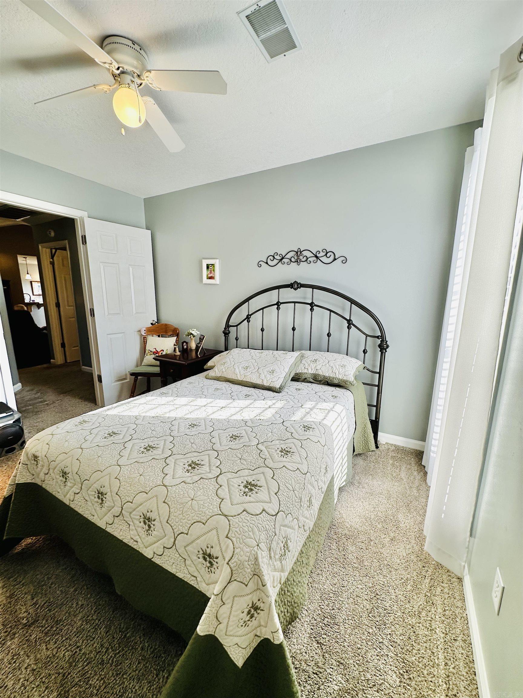 BARRETT'S - Residential