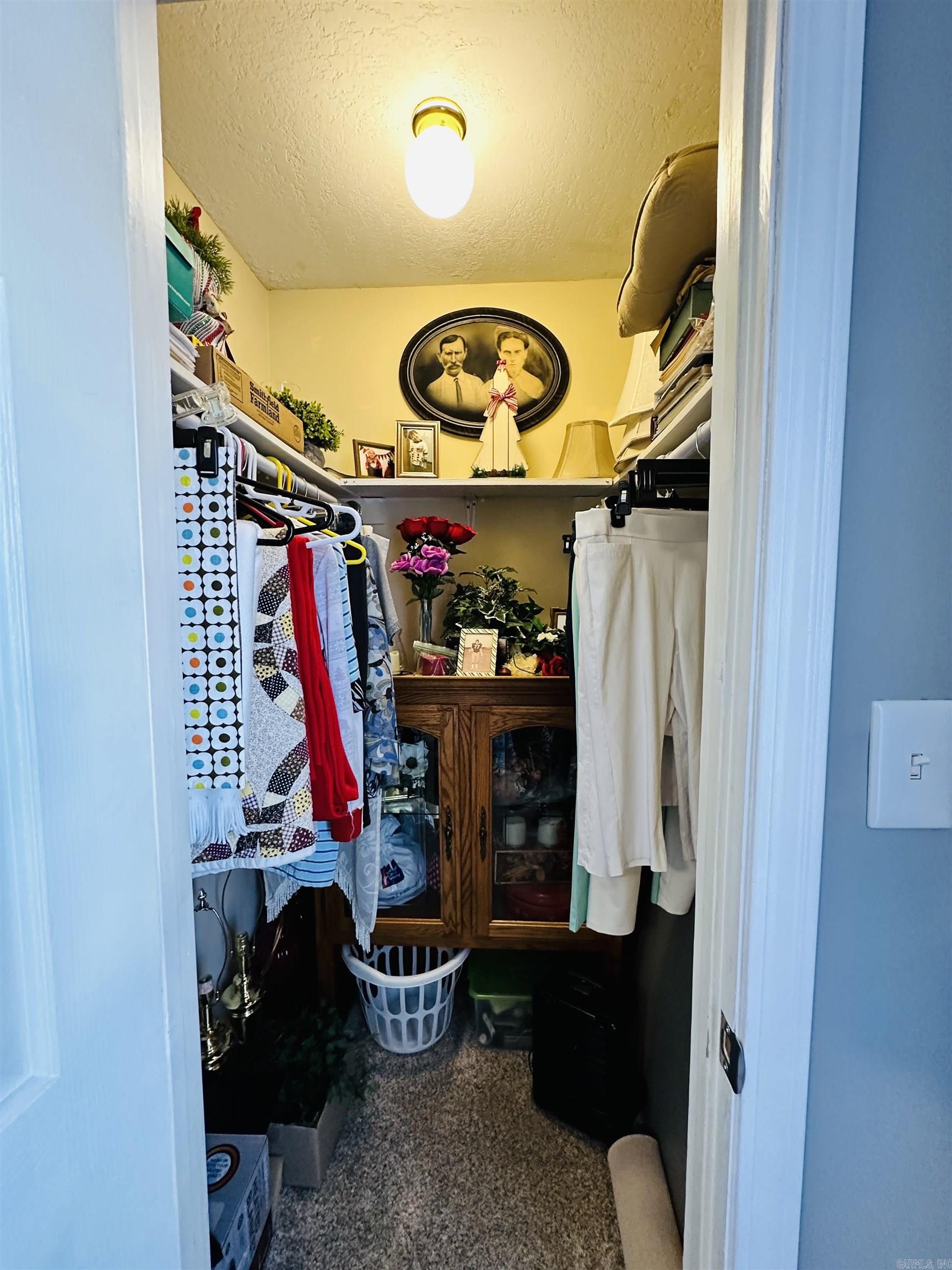 BARRETT'S - Residential