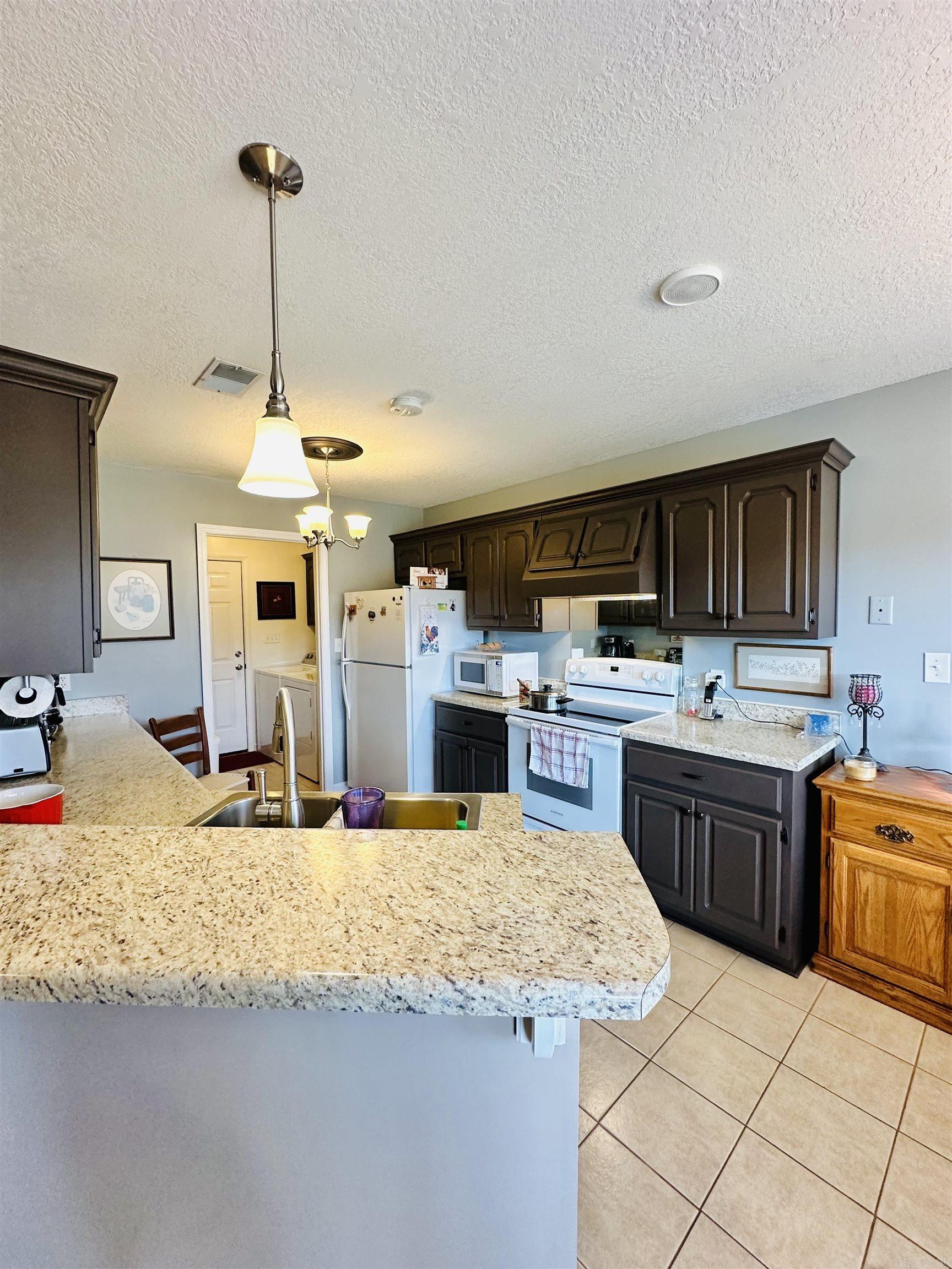 BARRETT'S - Residential