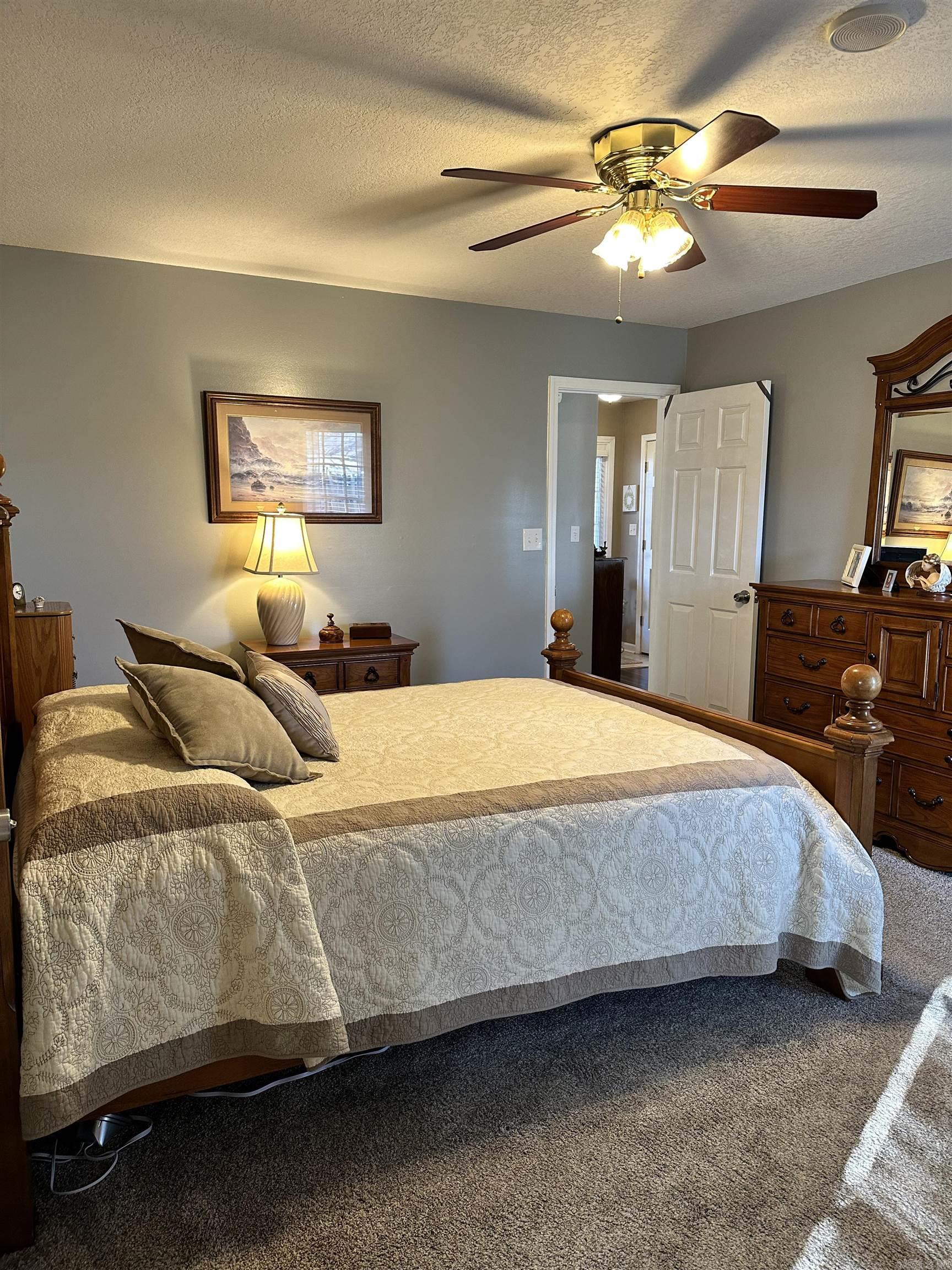 BARRETT'S - Residential