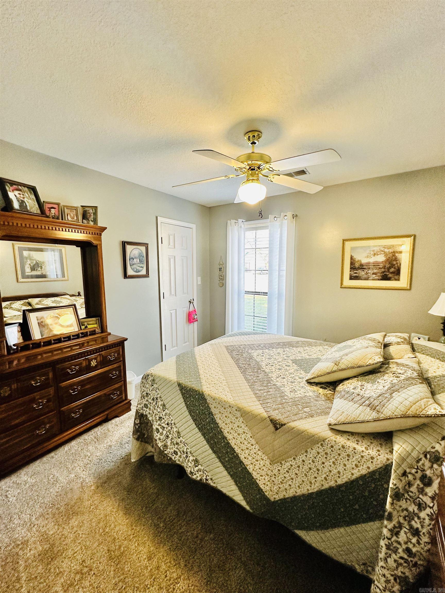 BARRETT'S - Residential