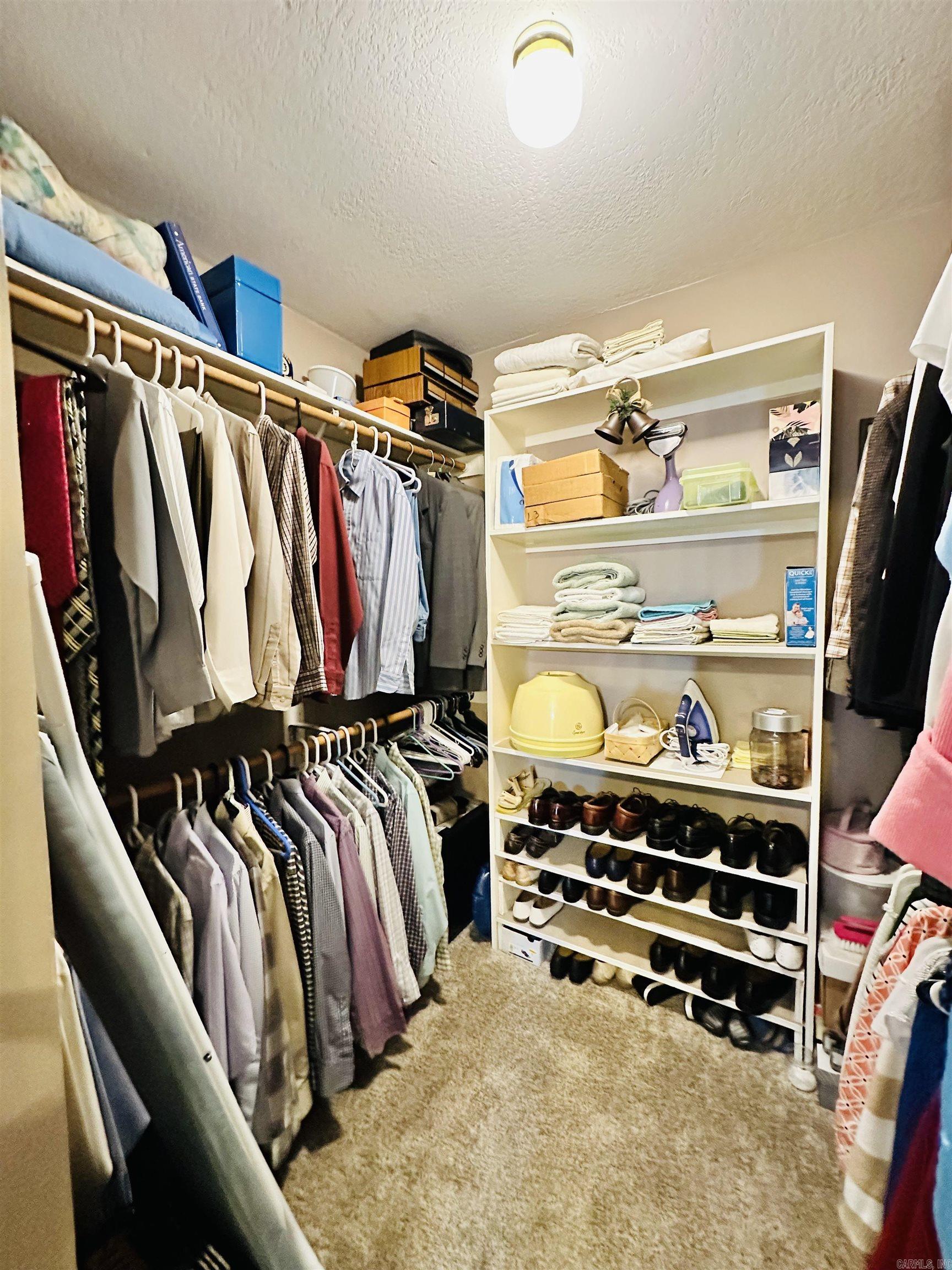 BARRETT'S - Residential