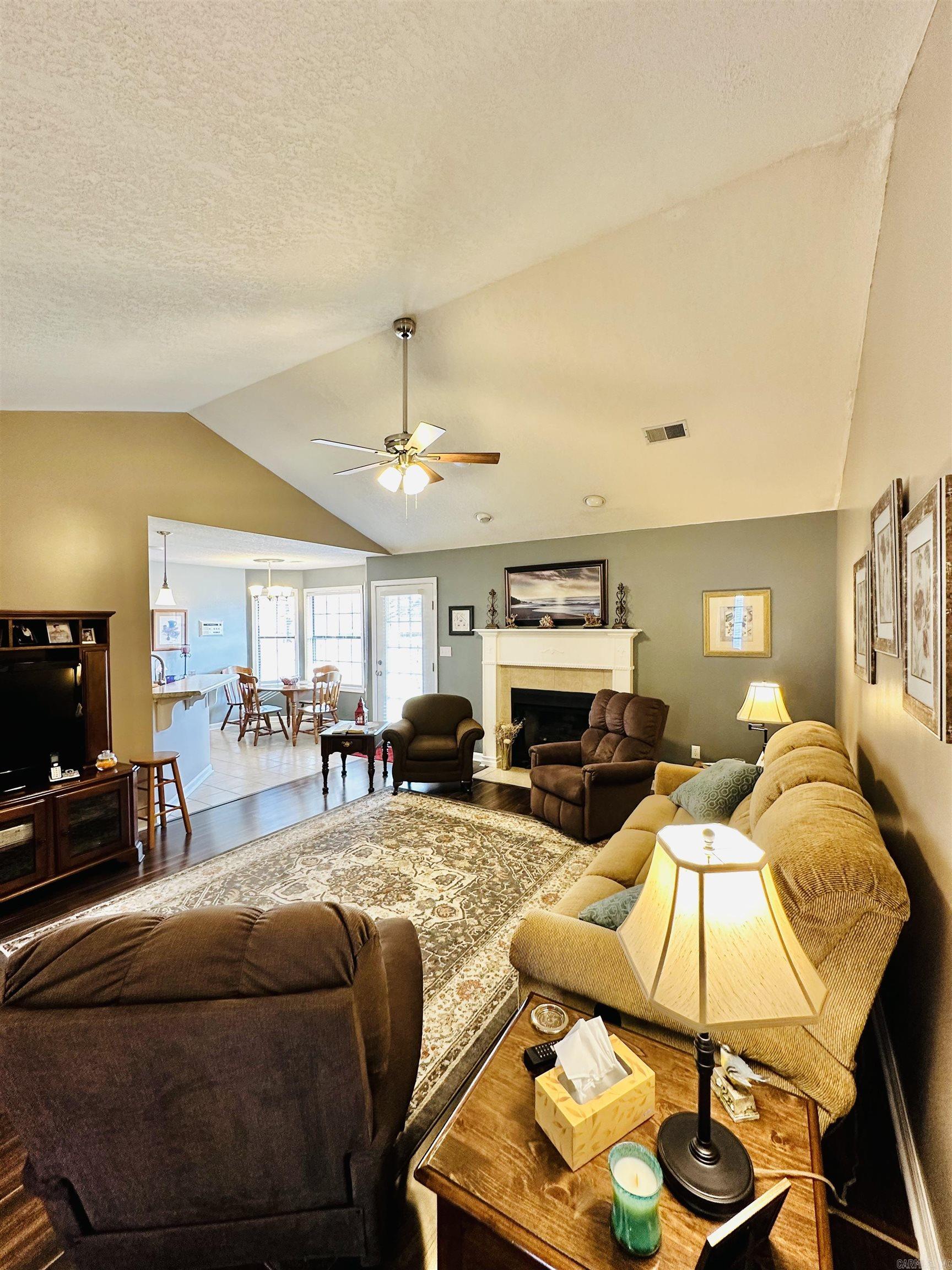 BARRETT'S - Residential