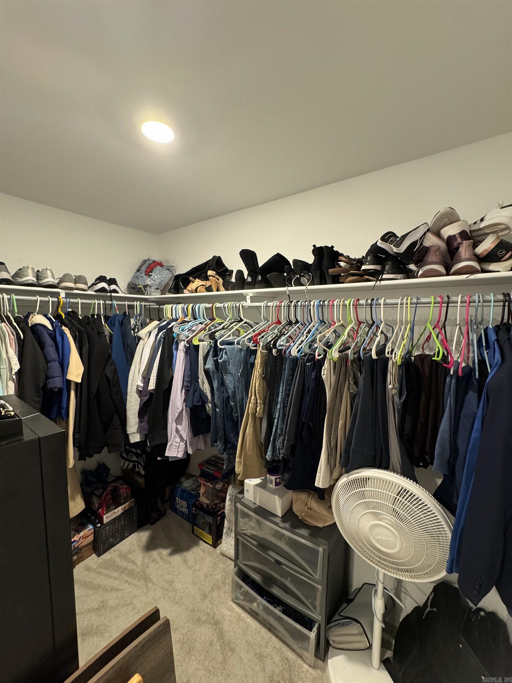 WHITE OAK CROSSING - Residential Lease