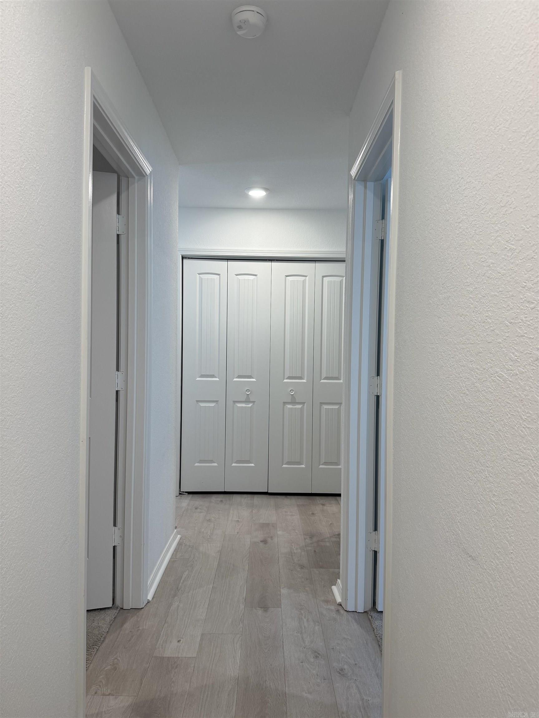 WHITE OAK CROSSING - Residential Lease