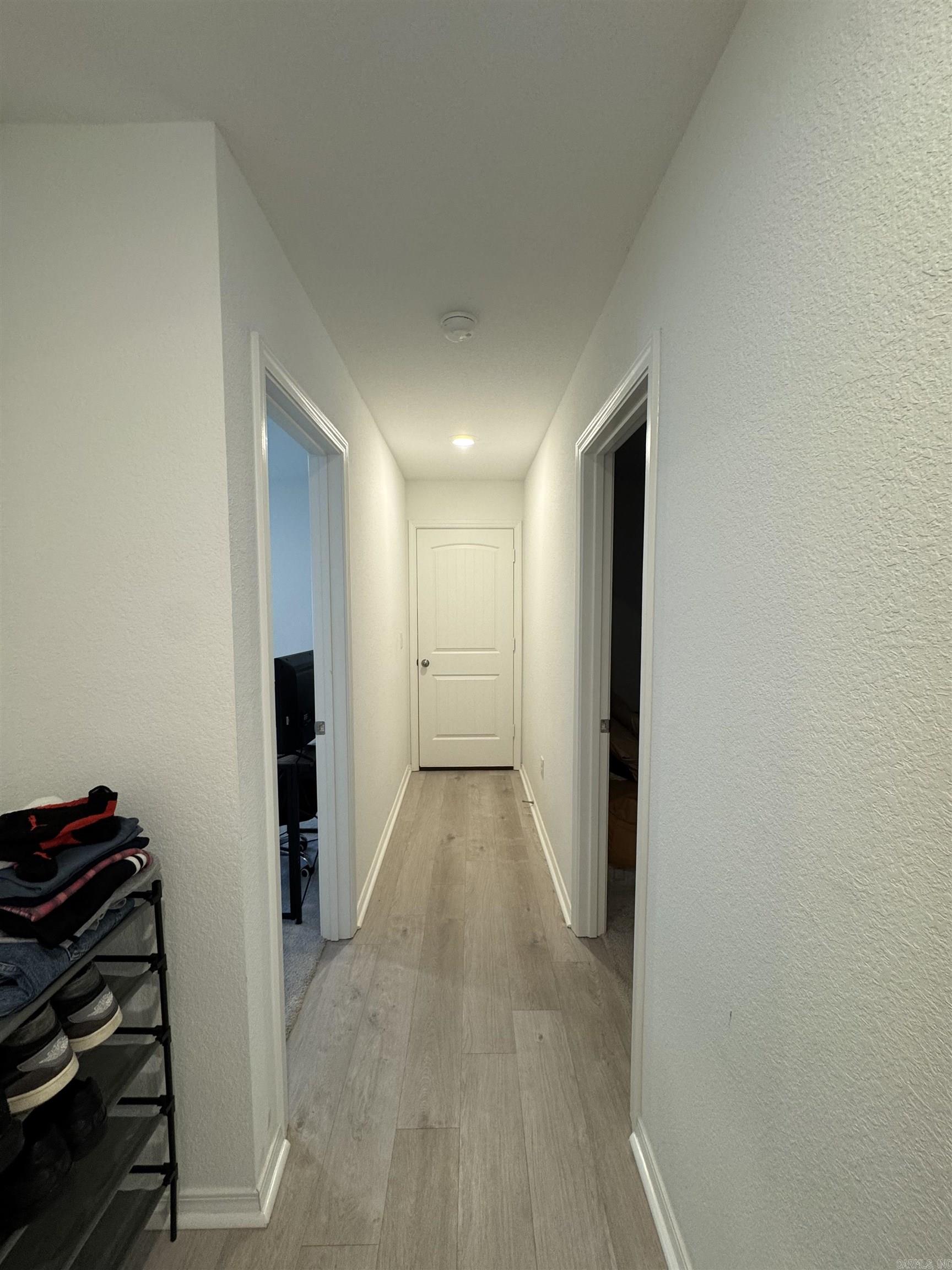 WHITE OAK CROSSING - Residential Lease