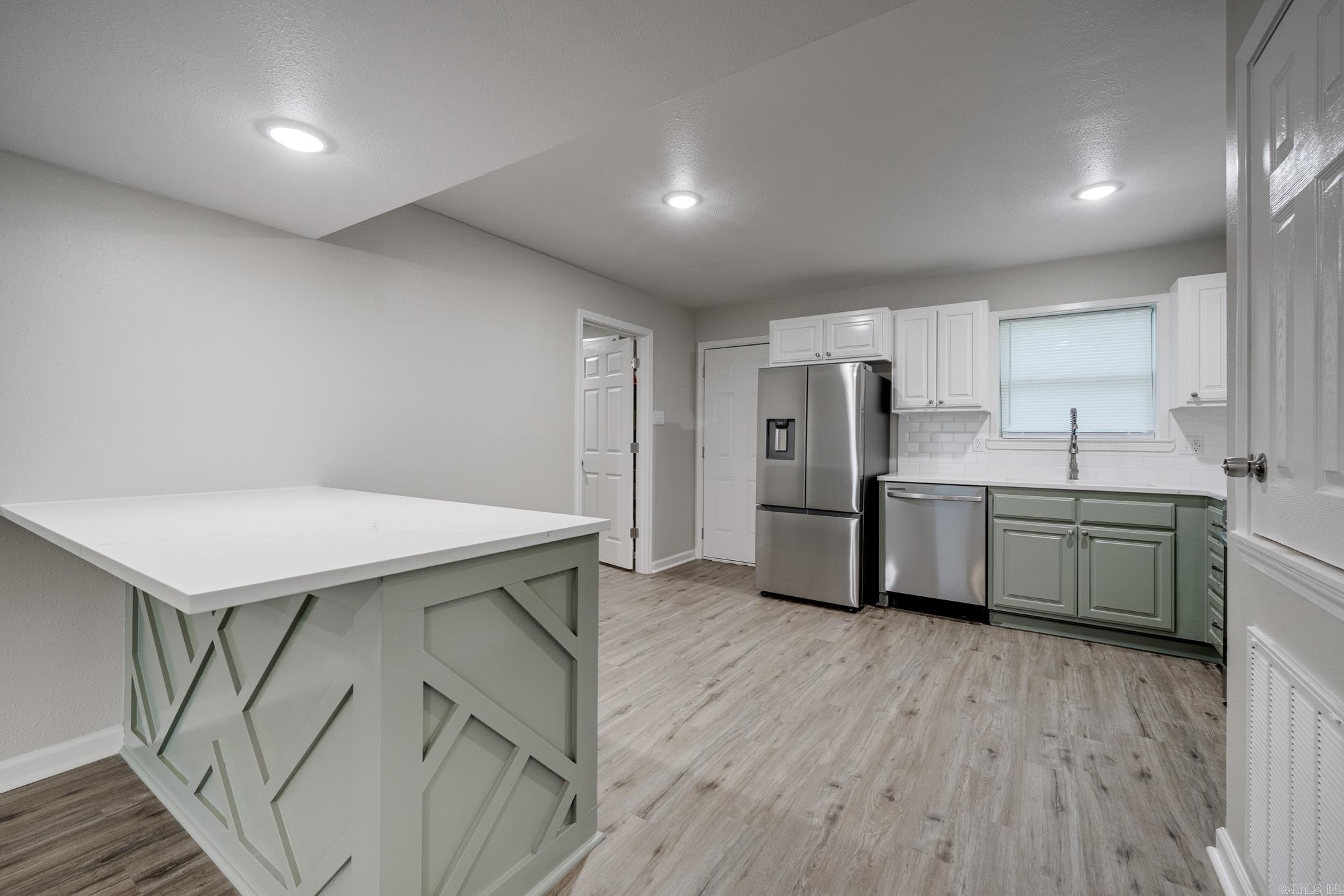 THE MEADOWS - Residential