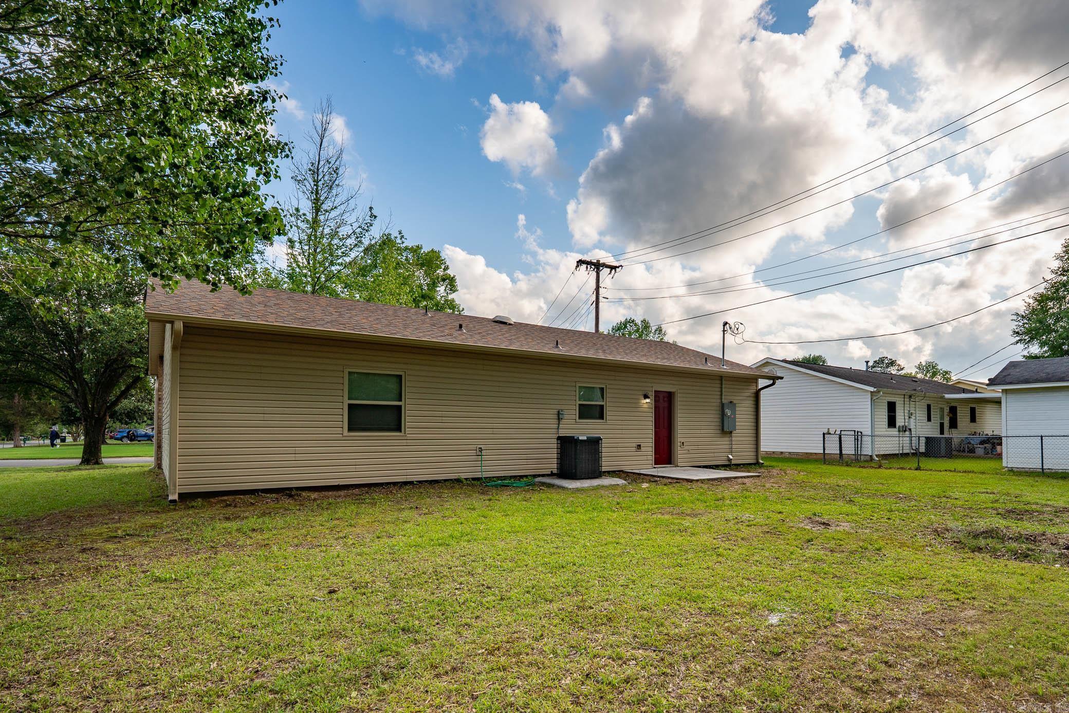 THE MEADOWS - Residential