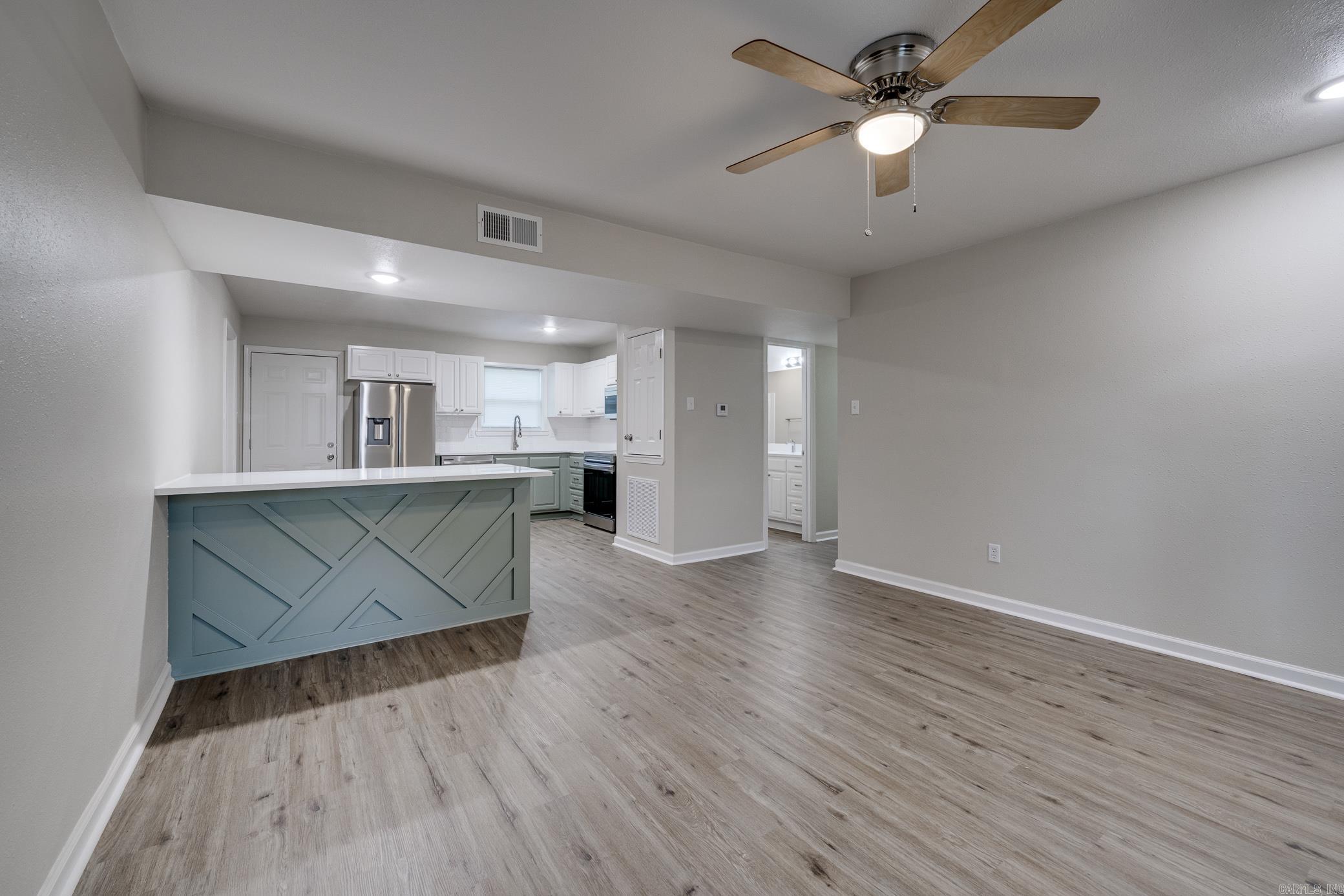 THE MEADOWS - Residential