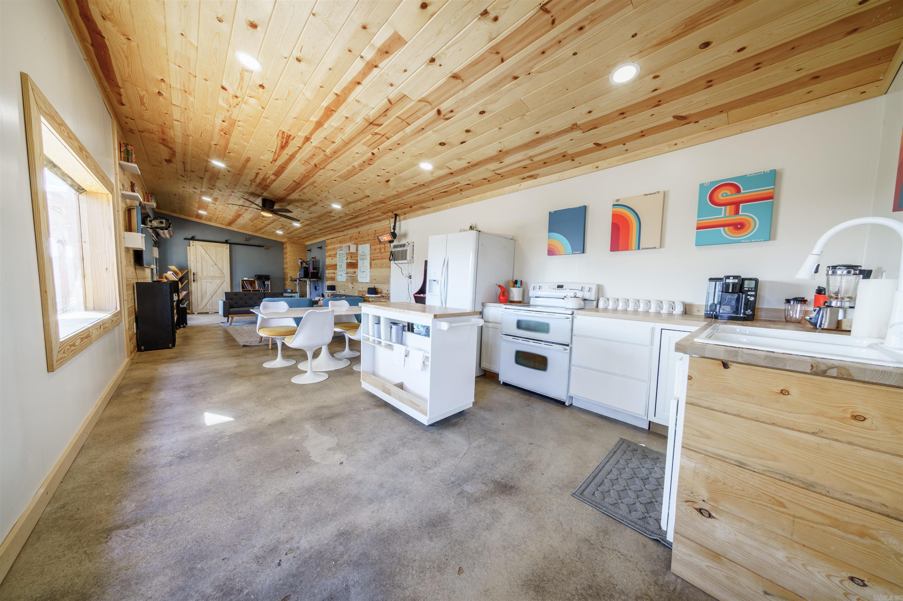 CITY OF EVENING SHADE - Residential