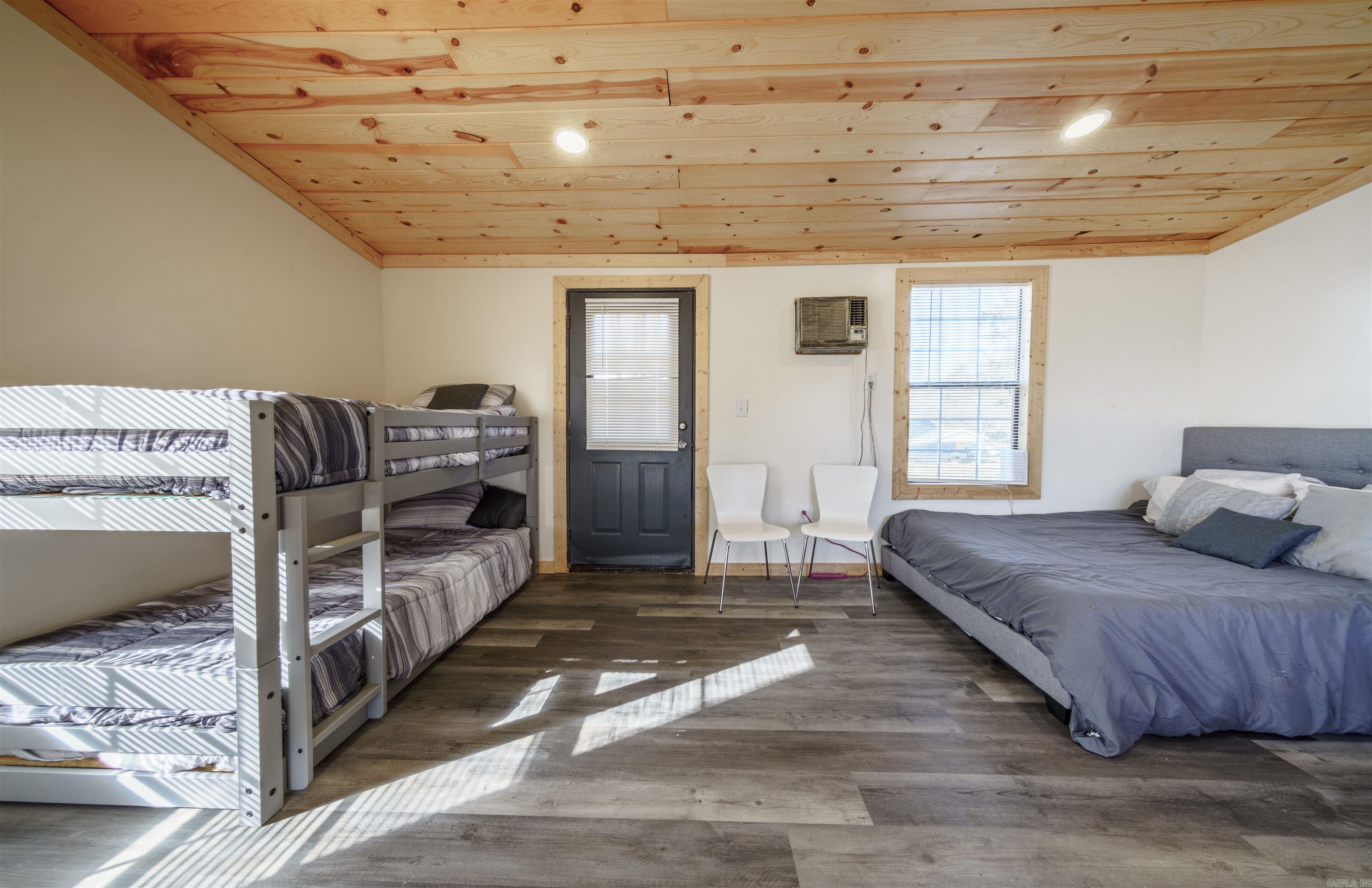 CITY OF EVENING SHADE - Residential