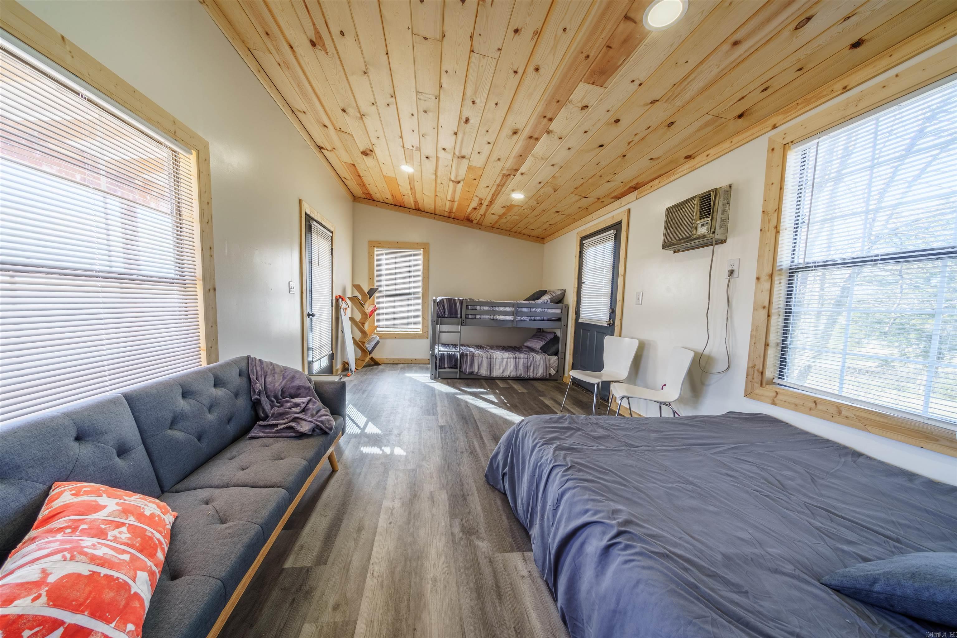 CITY OF EVENING SHADE - Residential