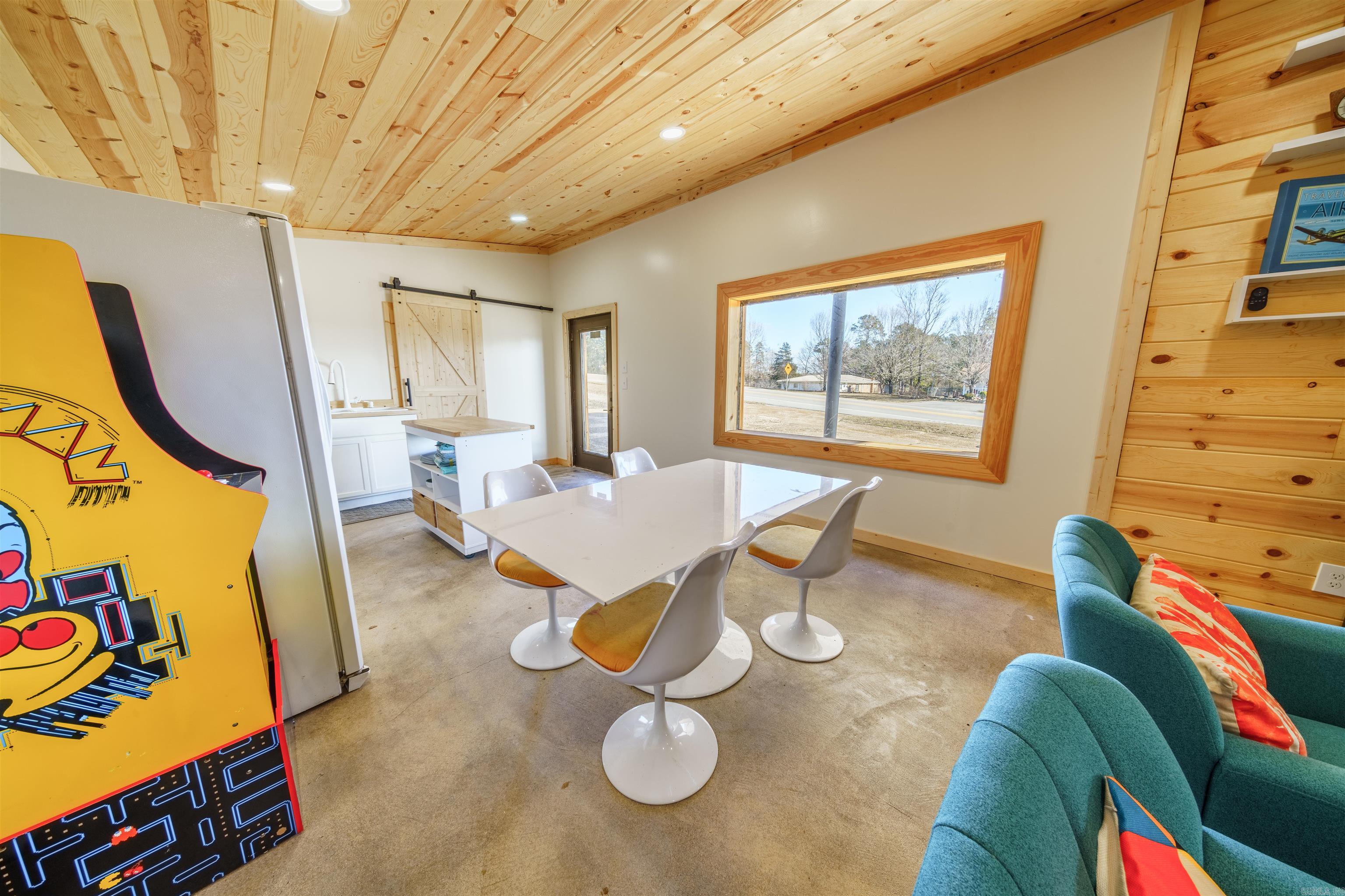 CITY OF EVENING SHADE - Residential