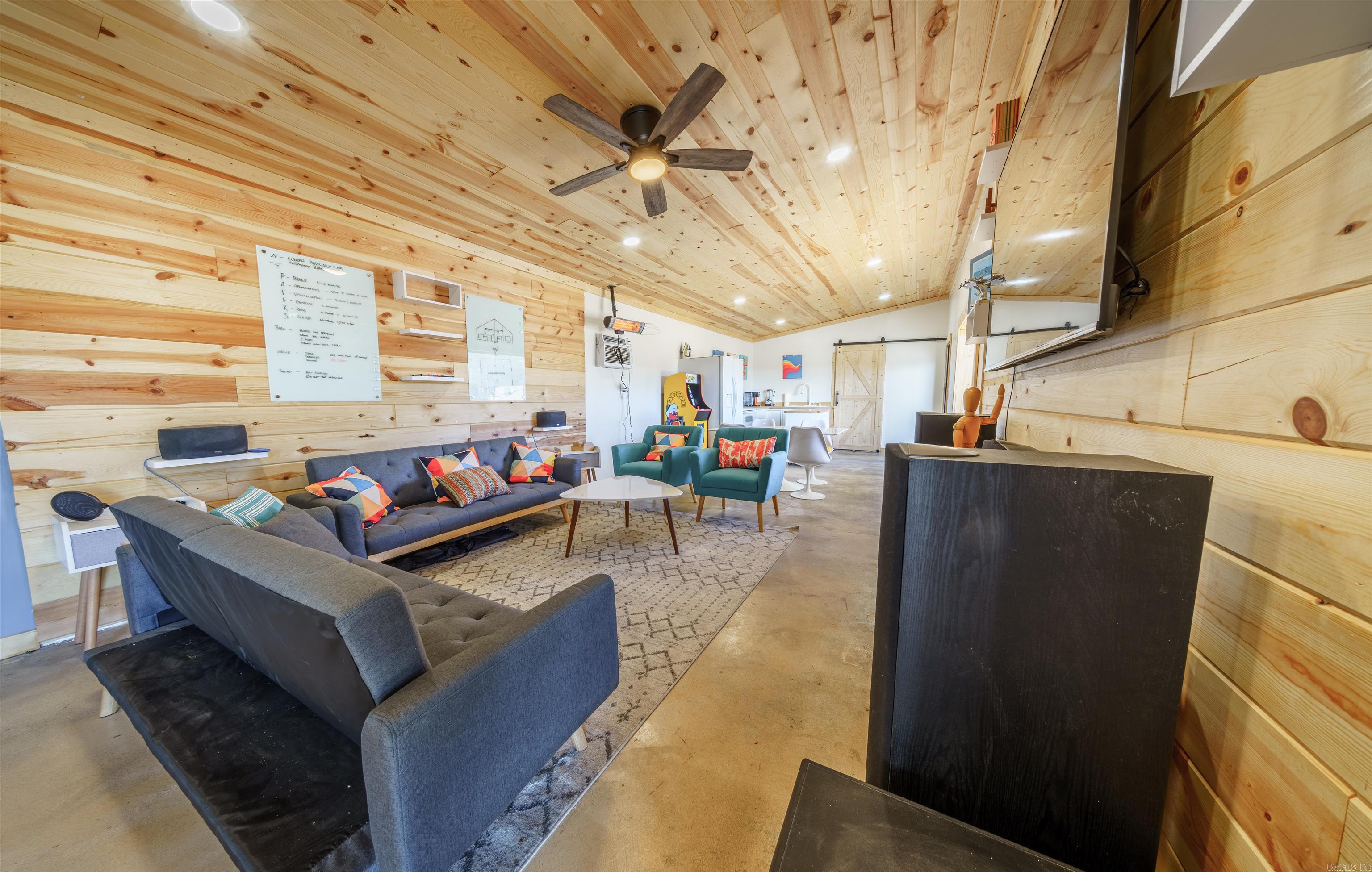 CITY OF EVENING SHADE - Residential