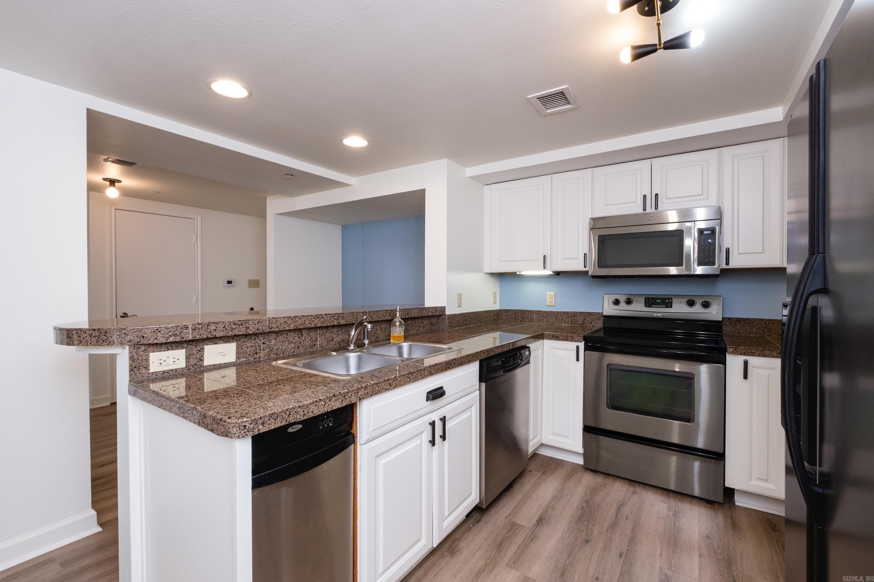 LAFAYETTE SQUARE HPR - Residential