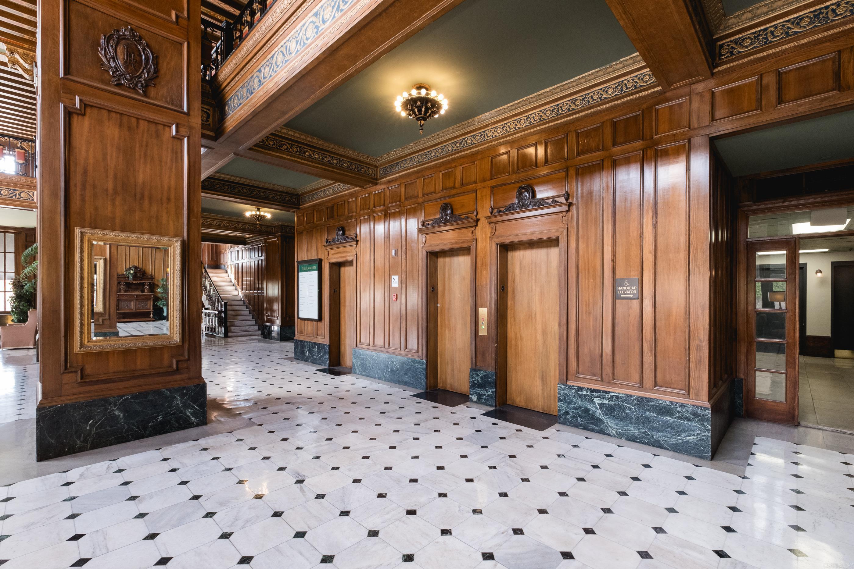 LAFAYETTE SQUARE HPR - Residential