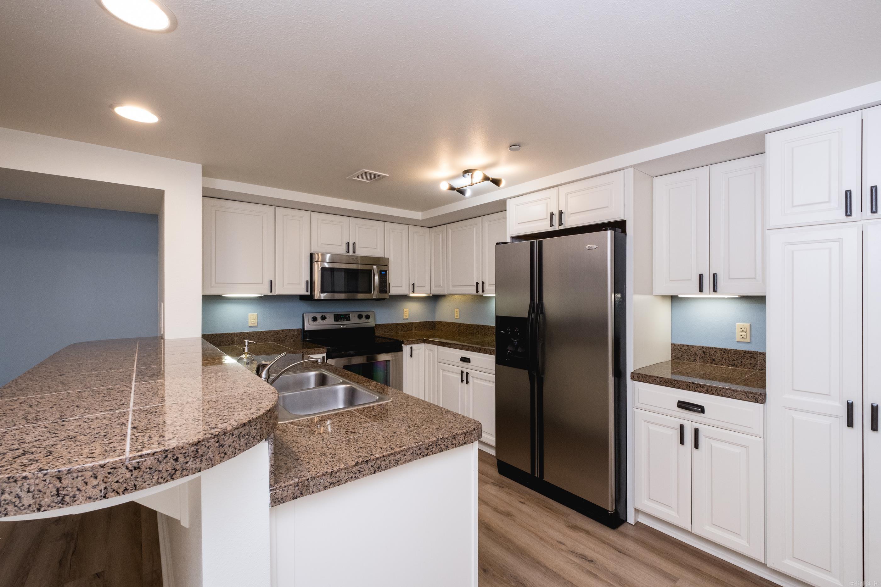 LAFAYETTE SQUARE HPR - Residential