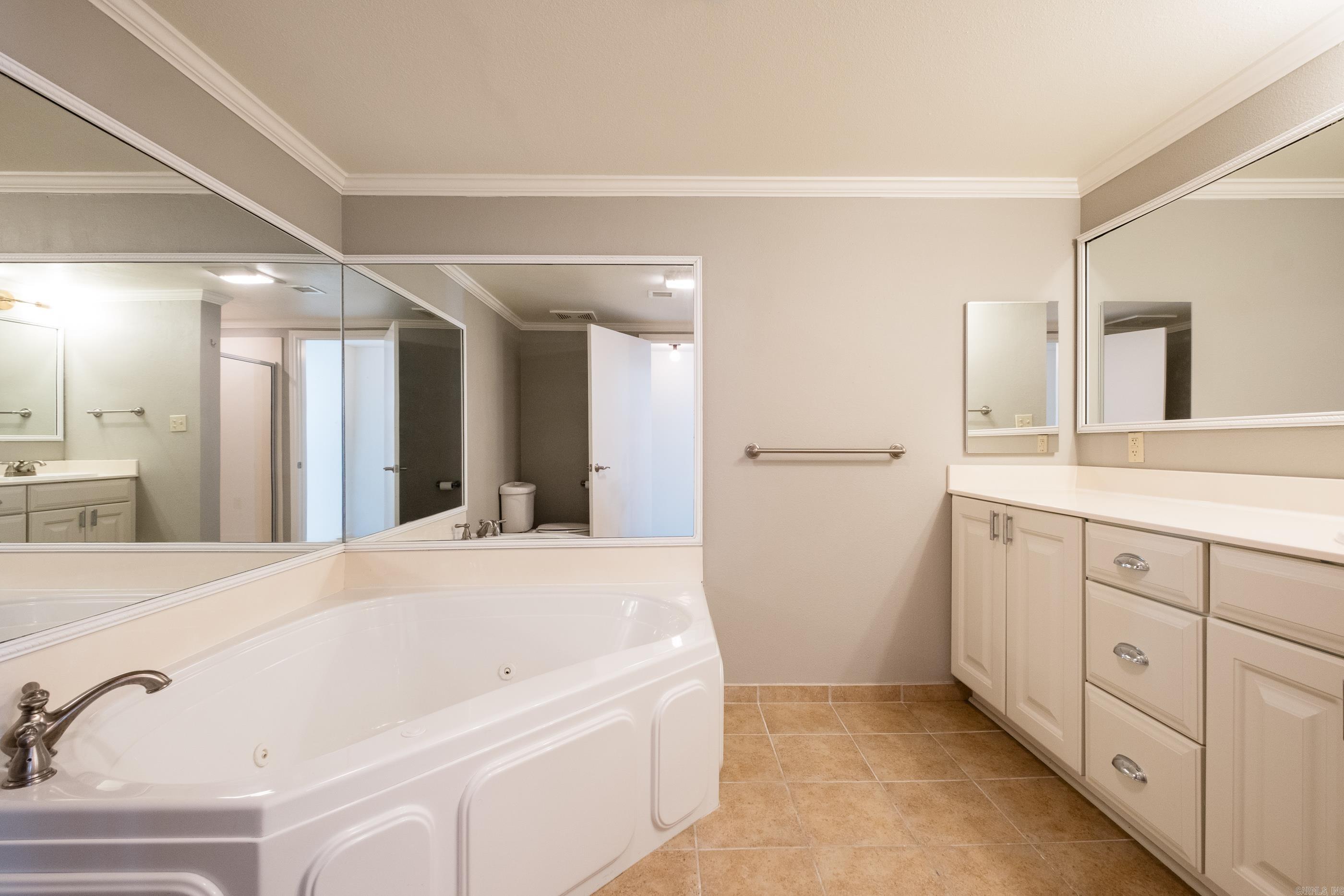 LAFAYETTE SQUARE HPR - Residential