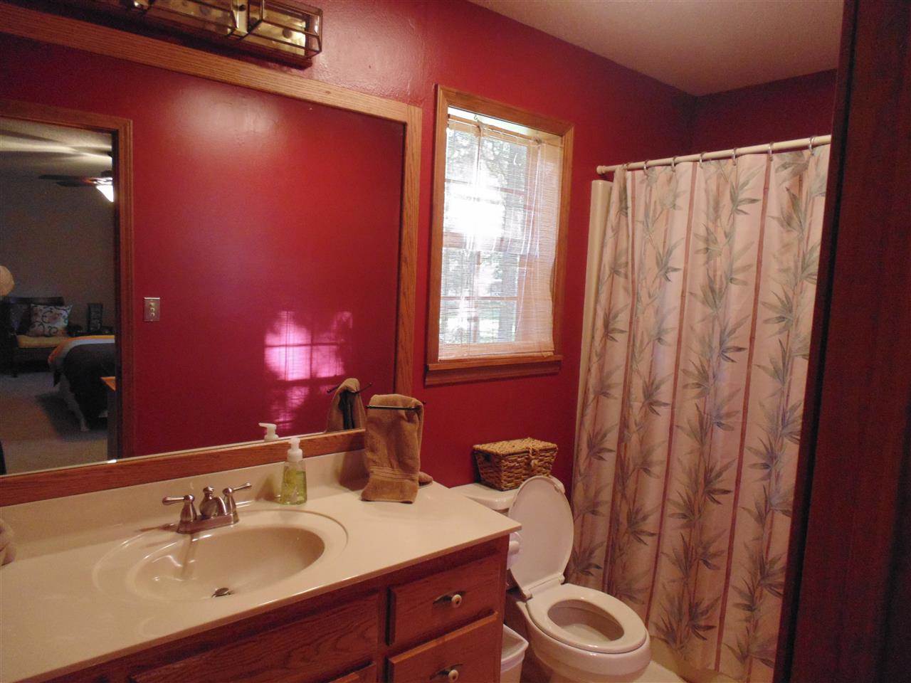 Country Oaks - Residential