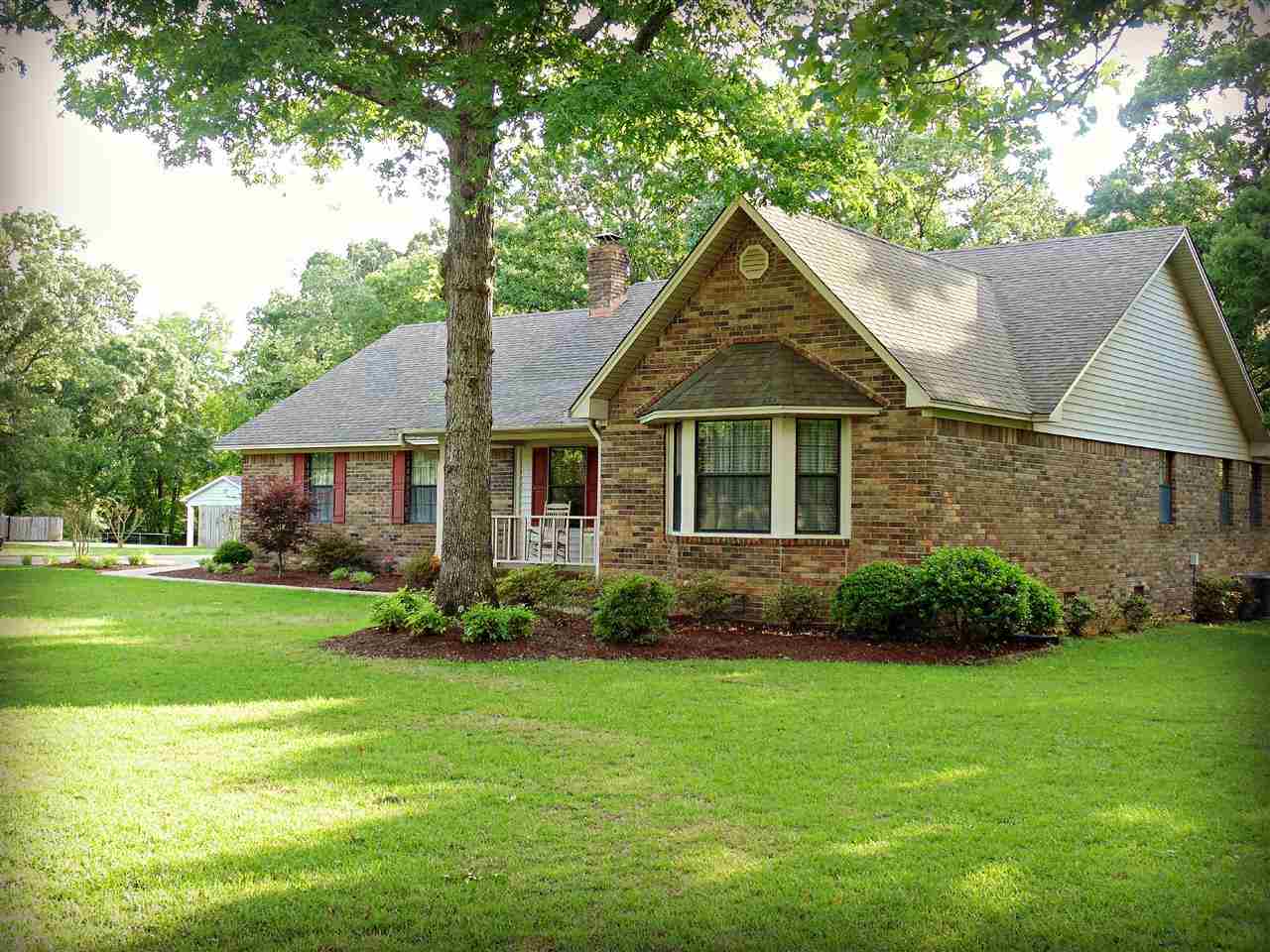 Country Oaks - Residential