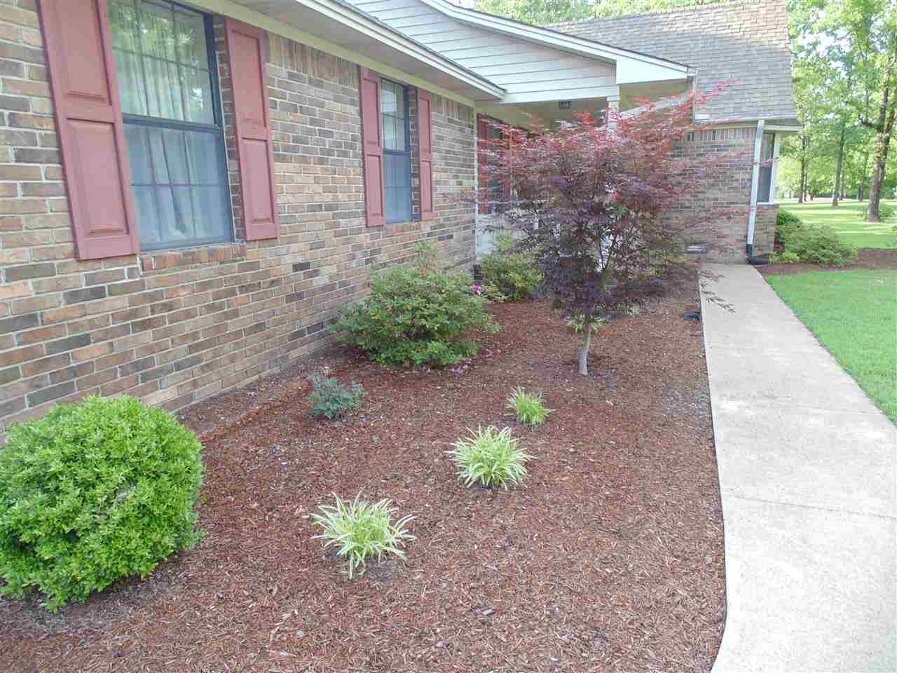 Country Oaks - Residential