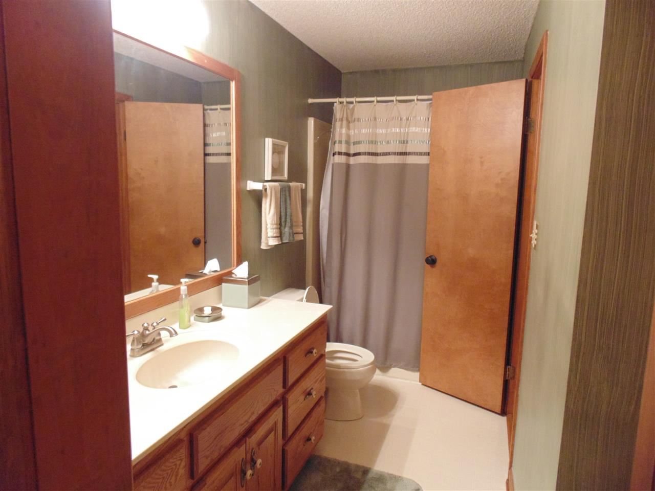 Country Oaks - Residential