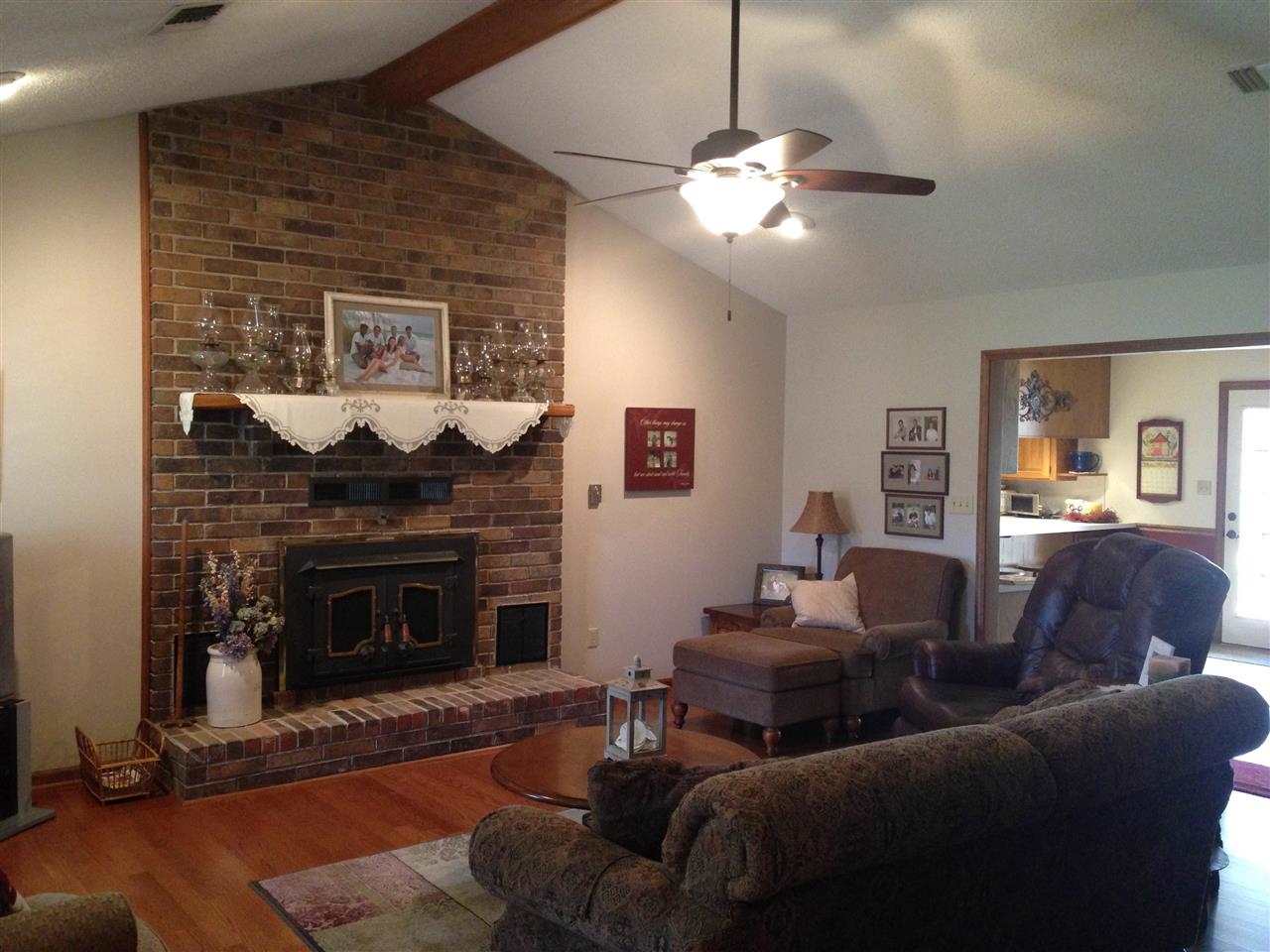 Country Oaks - Residential