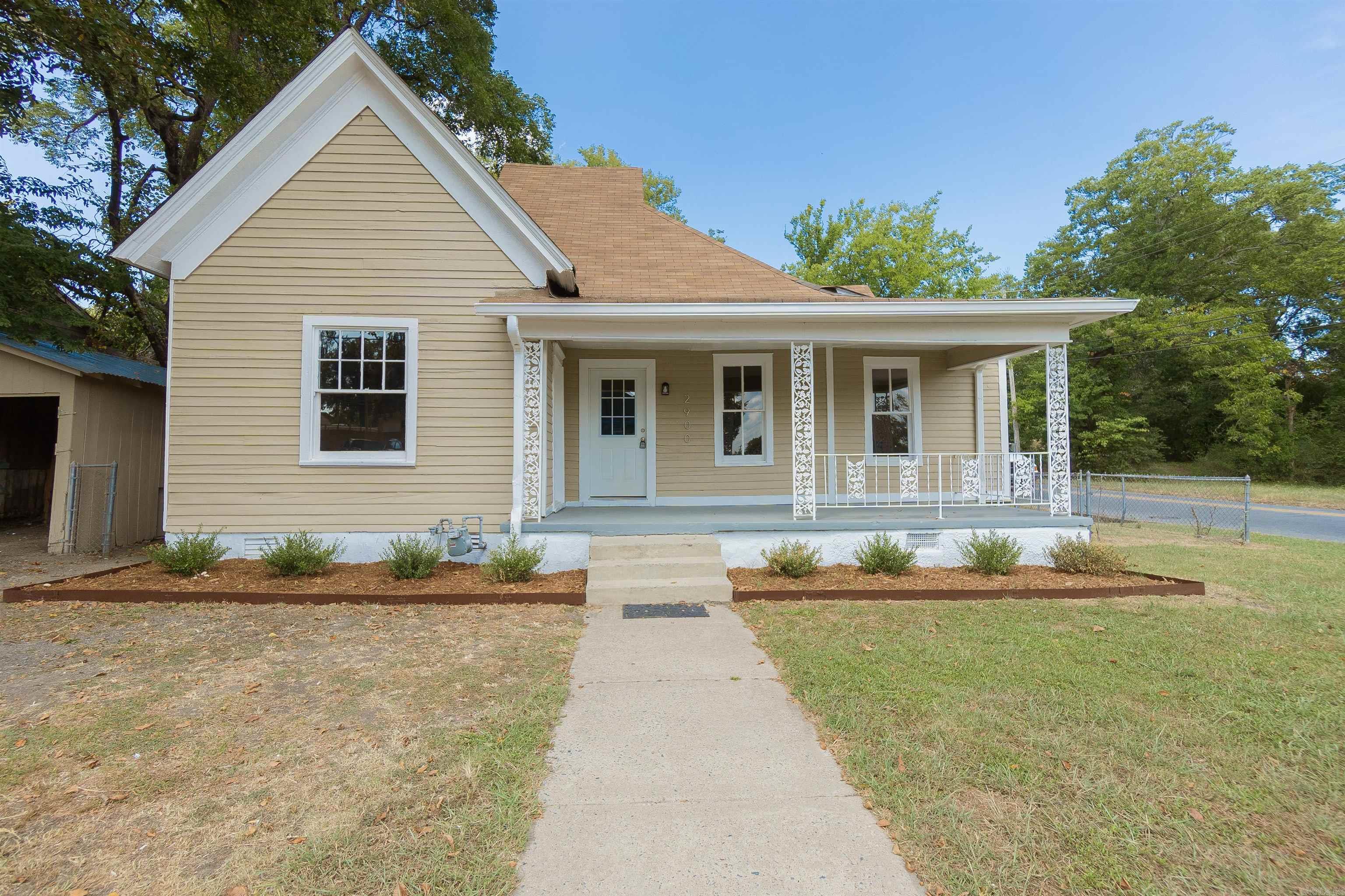 Johnson C & P - Residential Lease