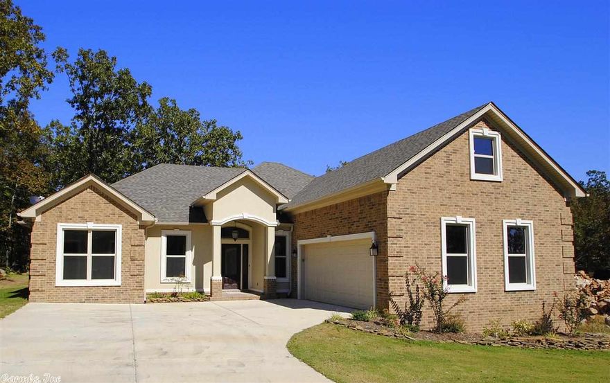 2014 home meticulously built to a buyers exacting standards. Featuring beautiful hand-scraped hardwood floors in the main living areas. 10 & 12' ceilings throughout home. Chef’s inspired kitchen offers stainless steel appliances & plenty of cabinet storage for food & counter appliances. Low-E windows + Tankless h2o heater, <14 SEER HVAC. Backyard offers plenty of entertainment options. Located in a great Shwd neighborhood & close to schls & shopping.  Sq. Ft. approx. meas. encouraged. See Agent Remarks!