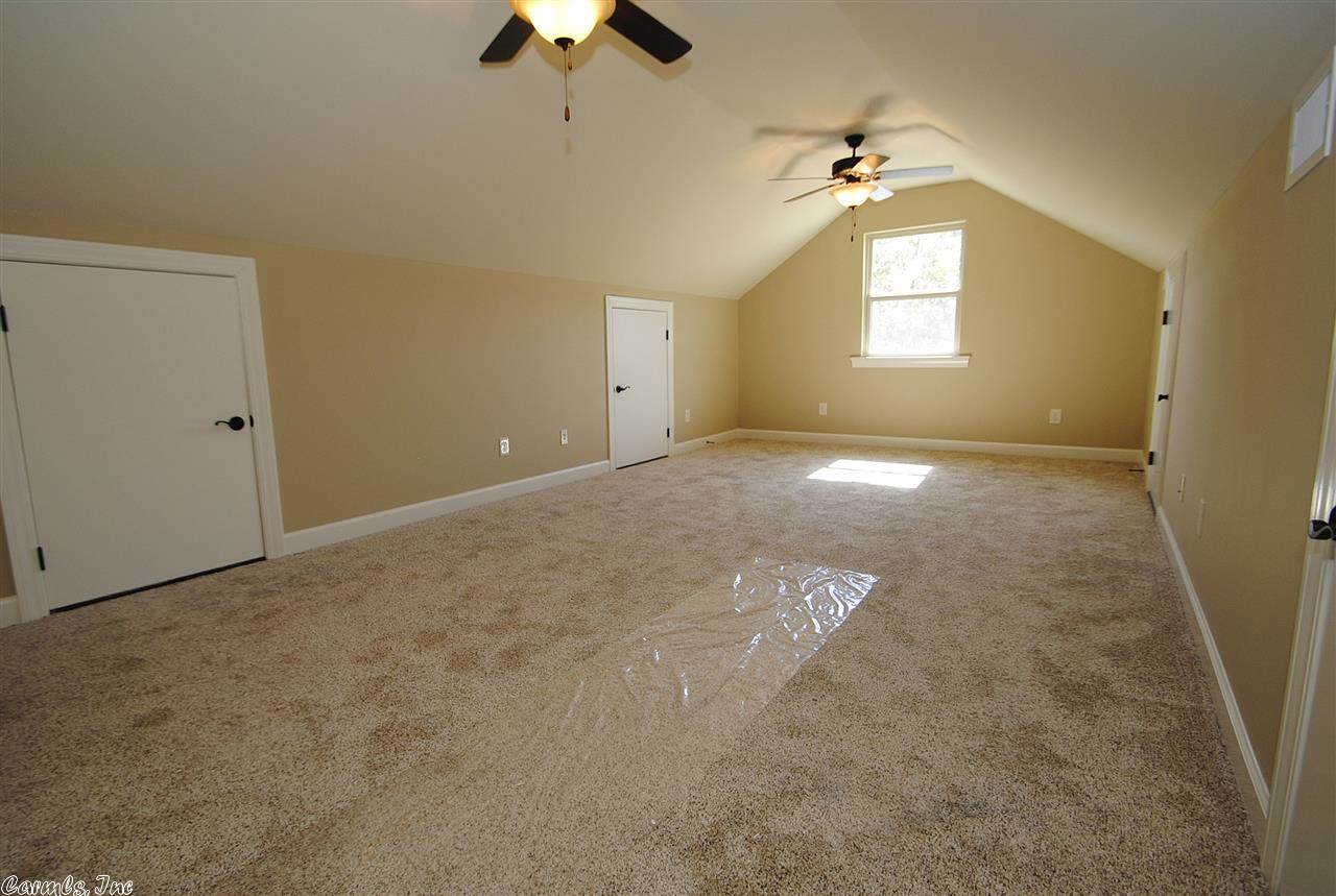 CREEKSIDE ADDN - Residential