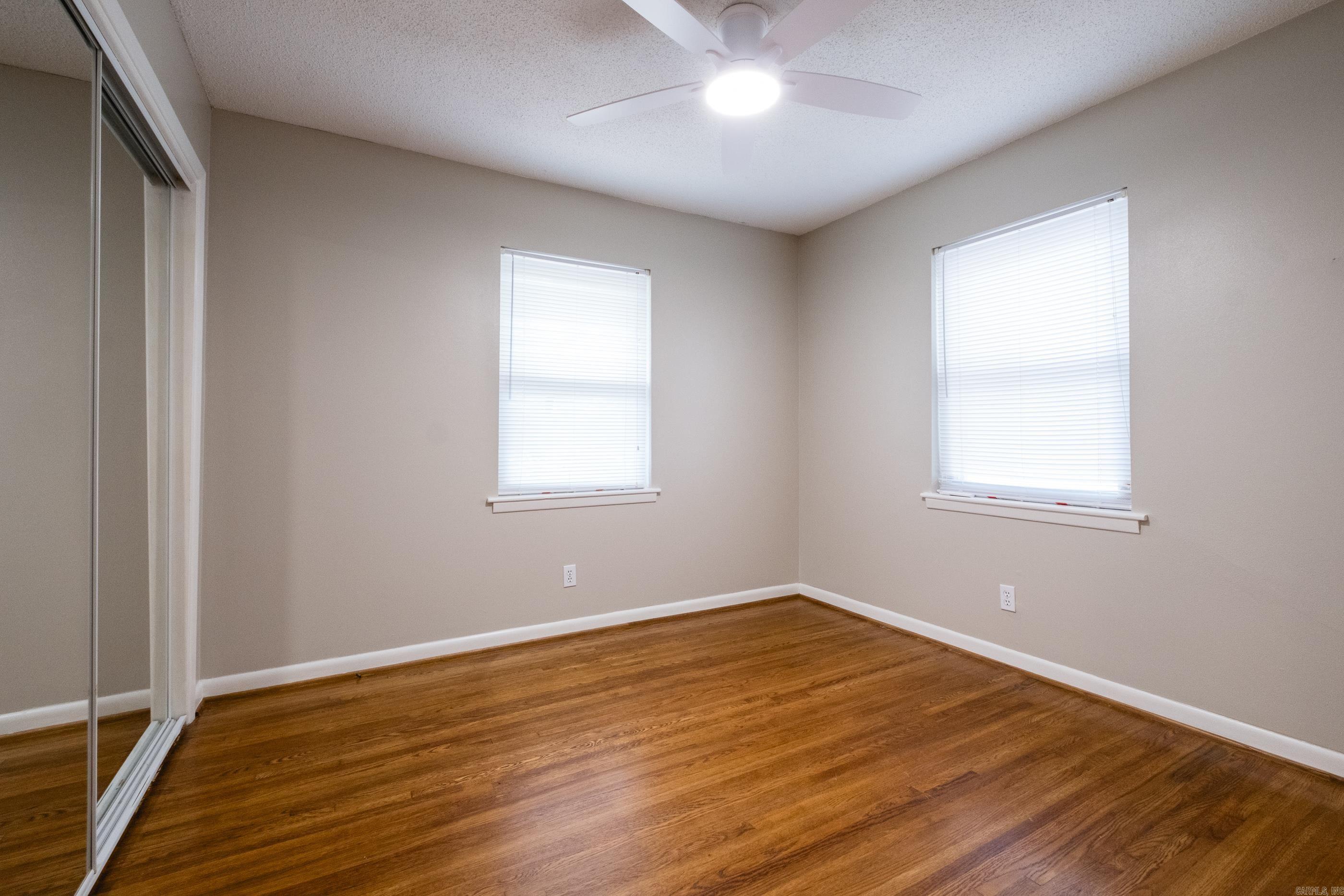 INDIAN HILLS - Residential