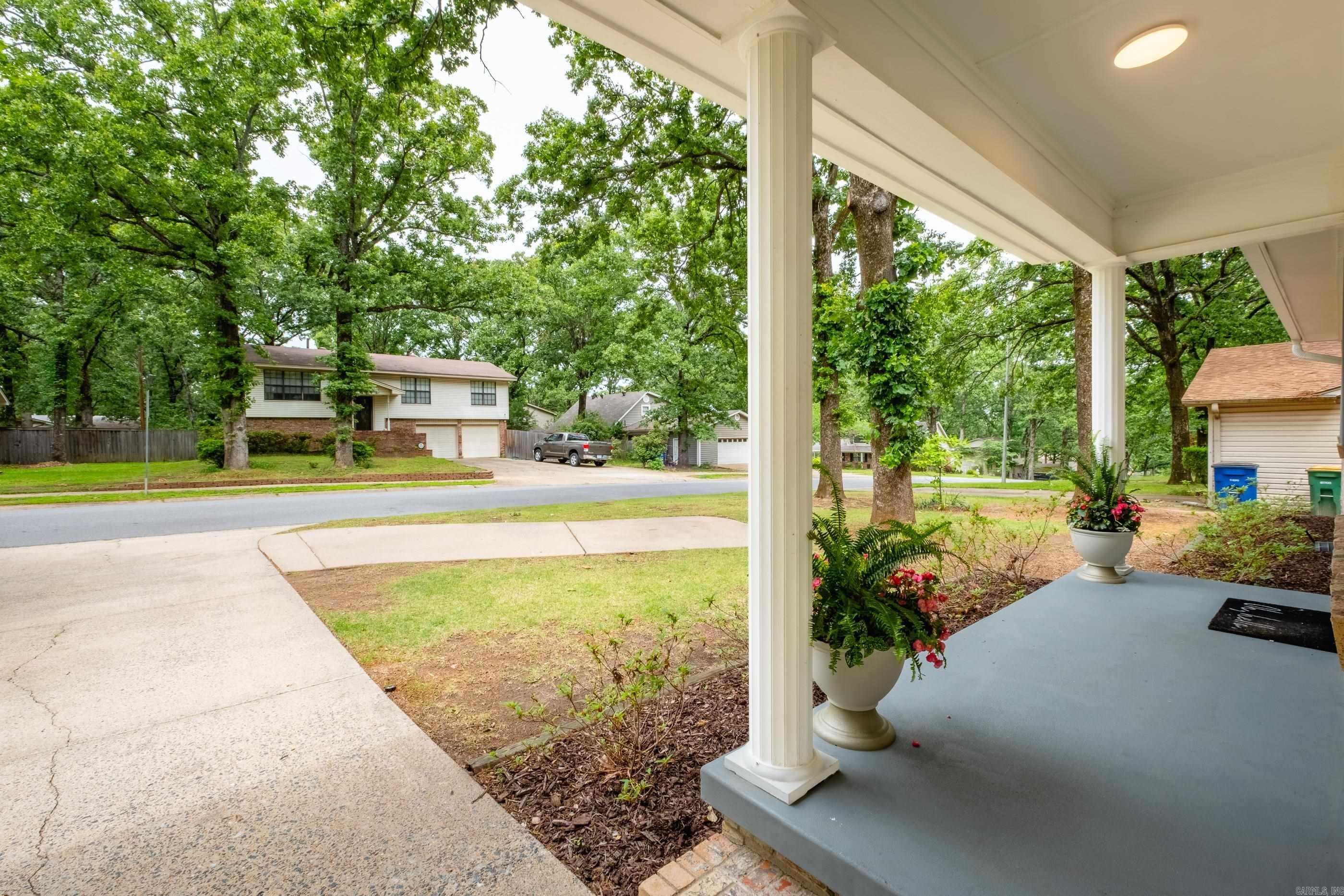 INDIAN HILLS - Residential