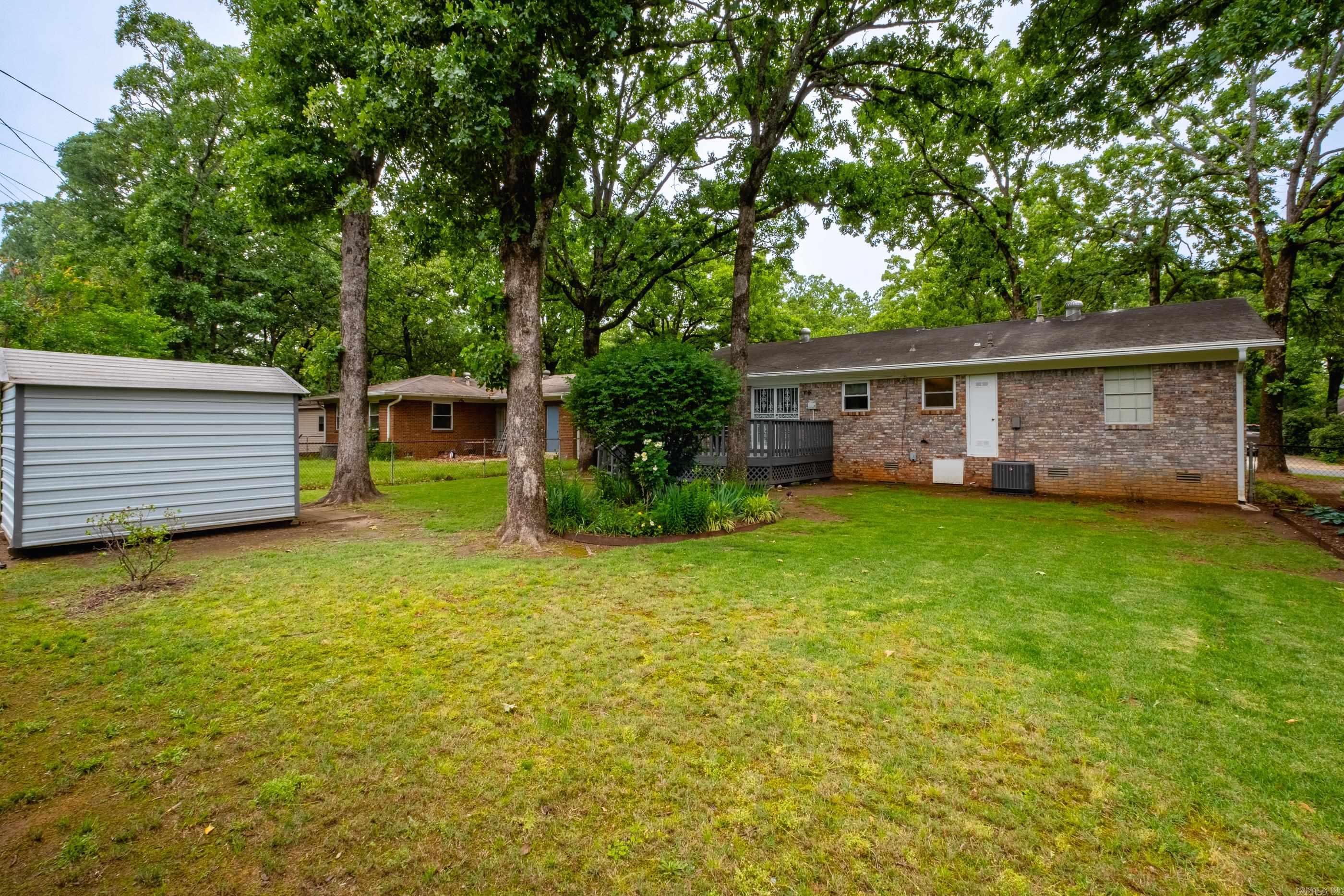 INDIAN HILLS - Residential