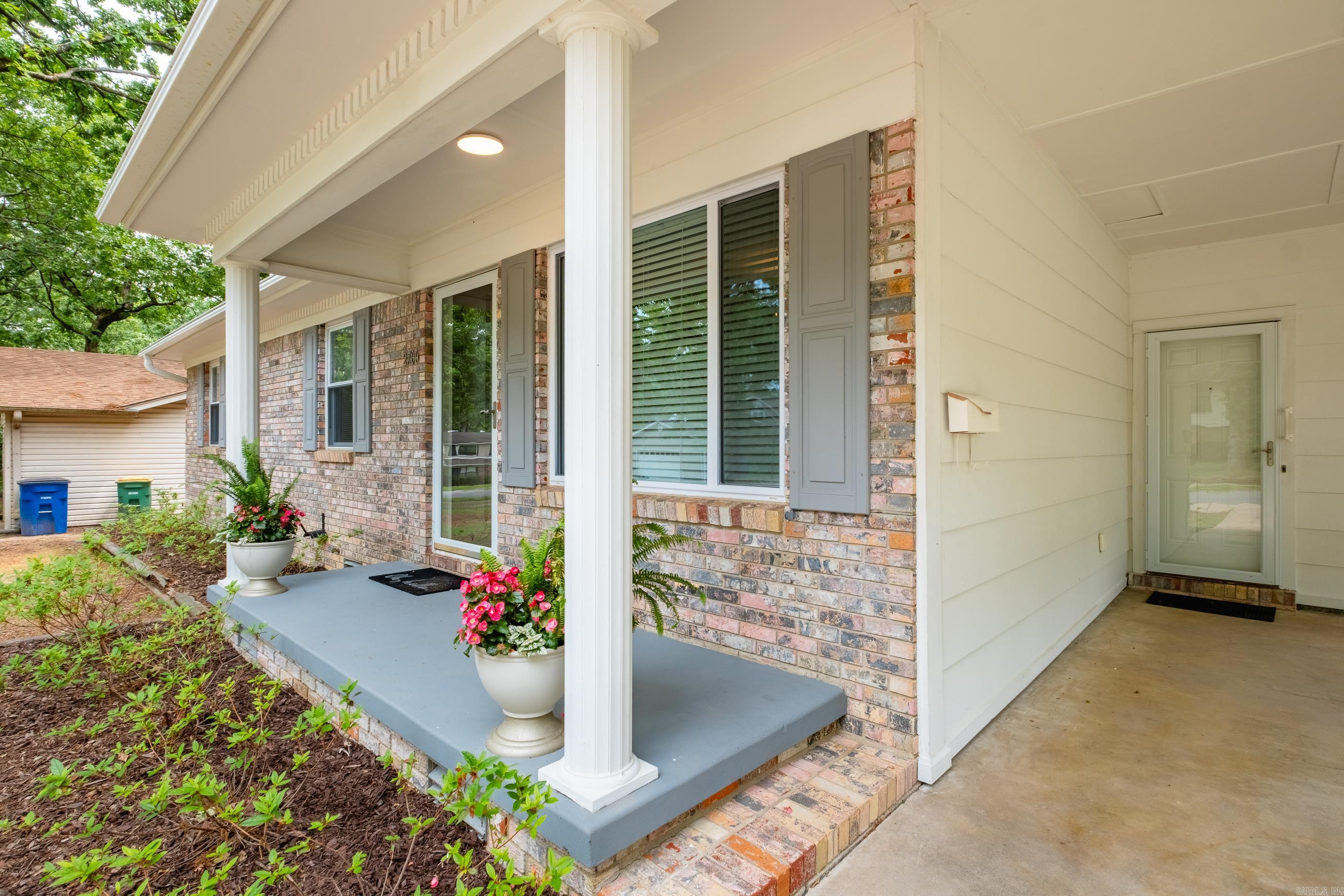 INDIAN HILLS - Residential